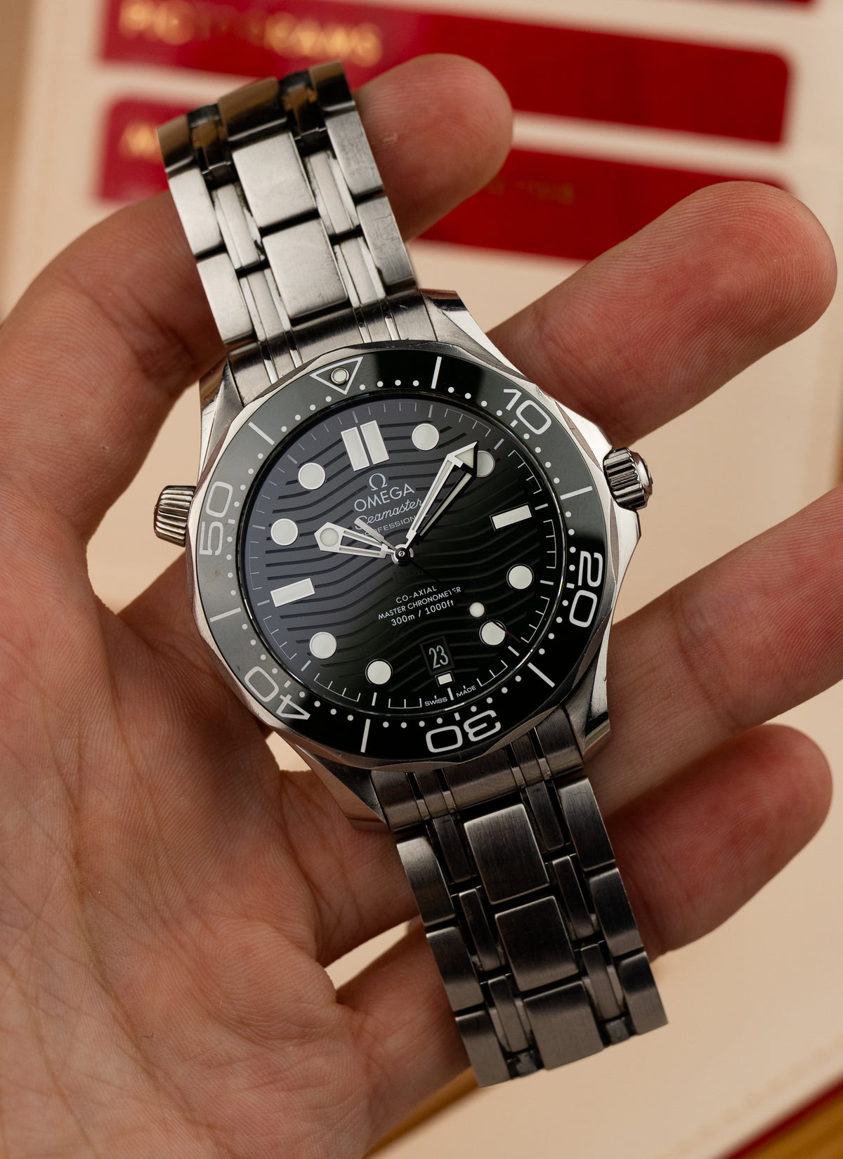 2023 Omega Seamaster 300M Green 210.30.42.20.10.001 Full Set