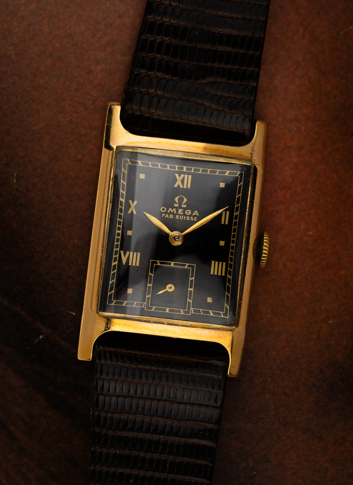 1944 18K Omega Tank Art Déco Fab. Suisse