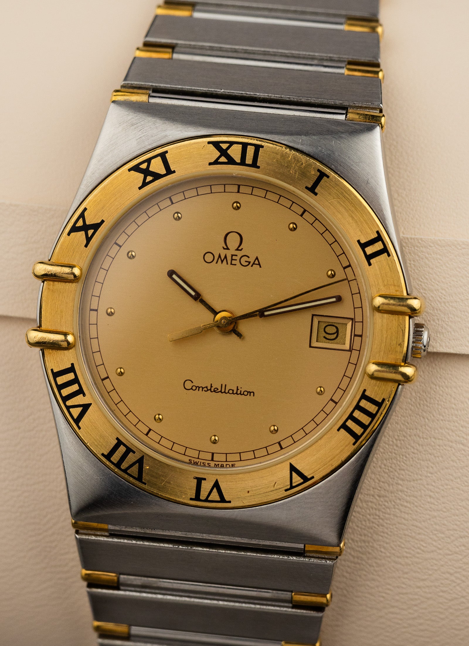 1989 Omega Constellation Manhattan Bicolor 396.1070 cal. 1441