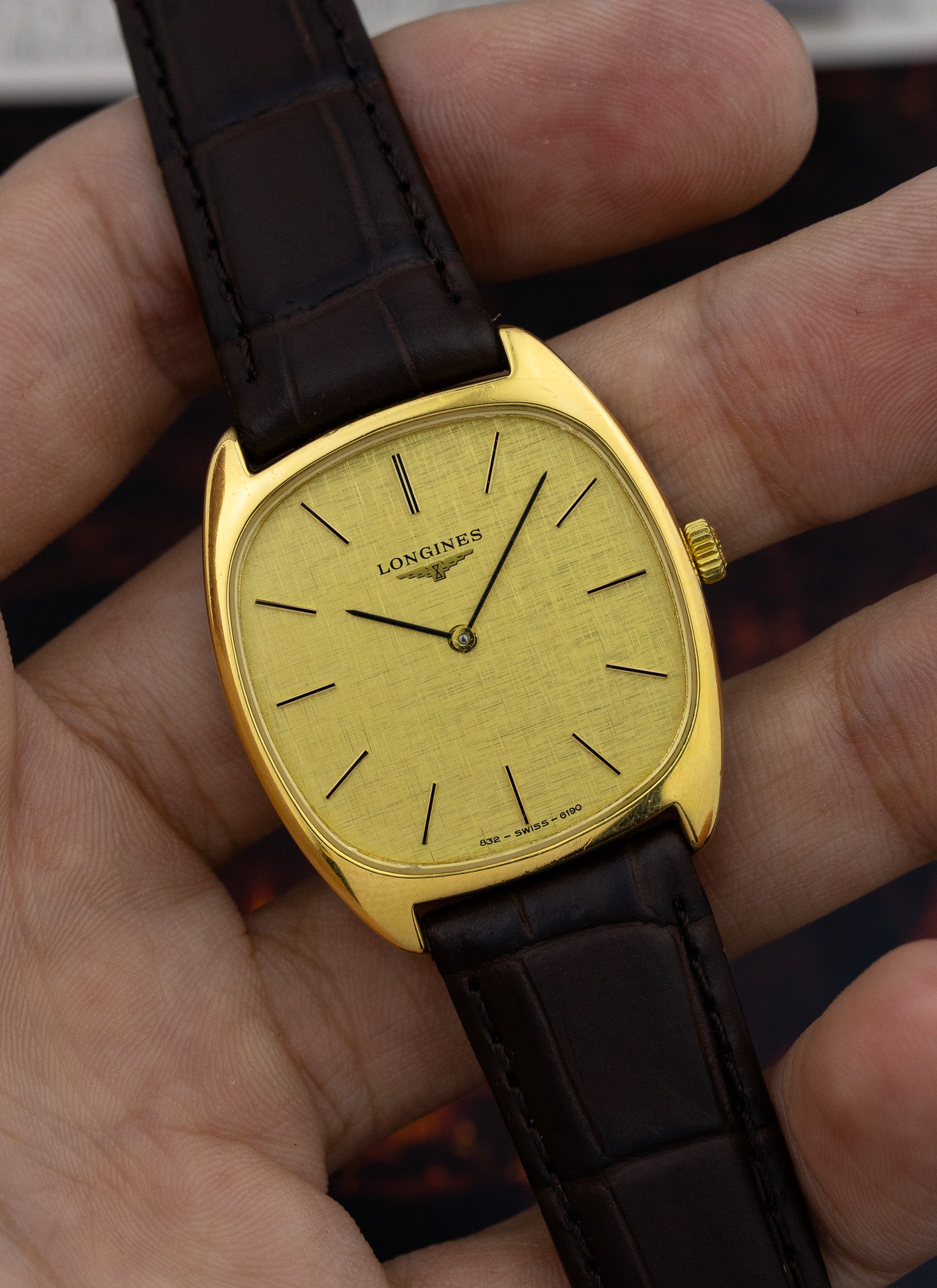 1977 Longines Gold Linen Dial 6190.832 cal. 528 Serviced