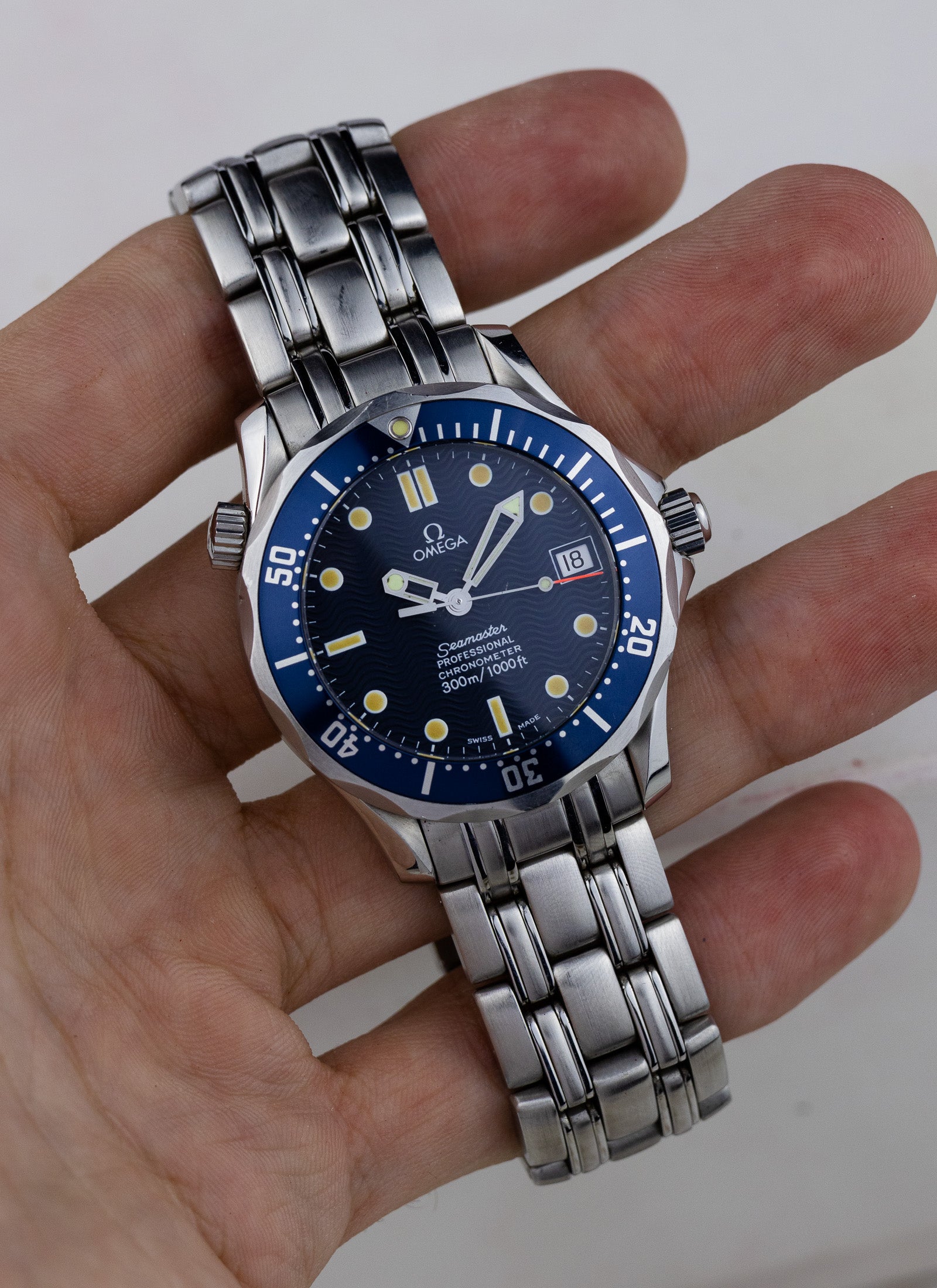 1999 Omega Seamaster Professional 300m Mid Size 2551.80.00 cal. 1120 Full Set