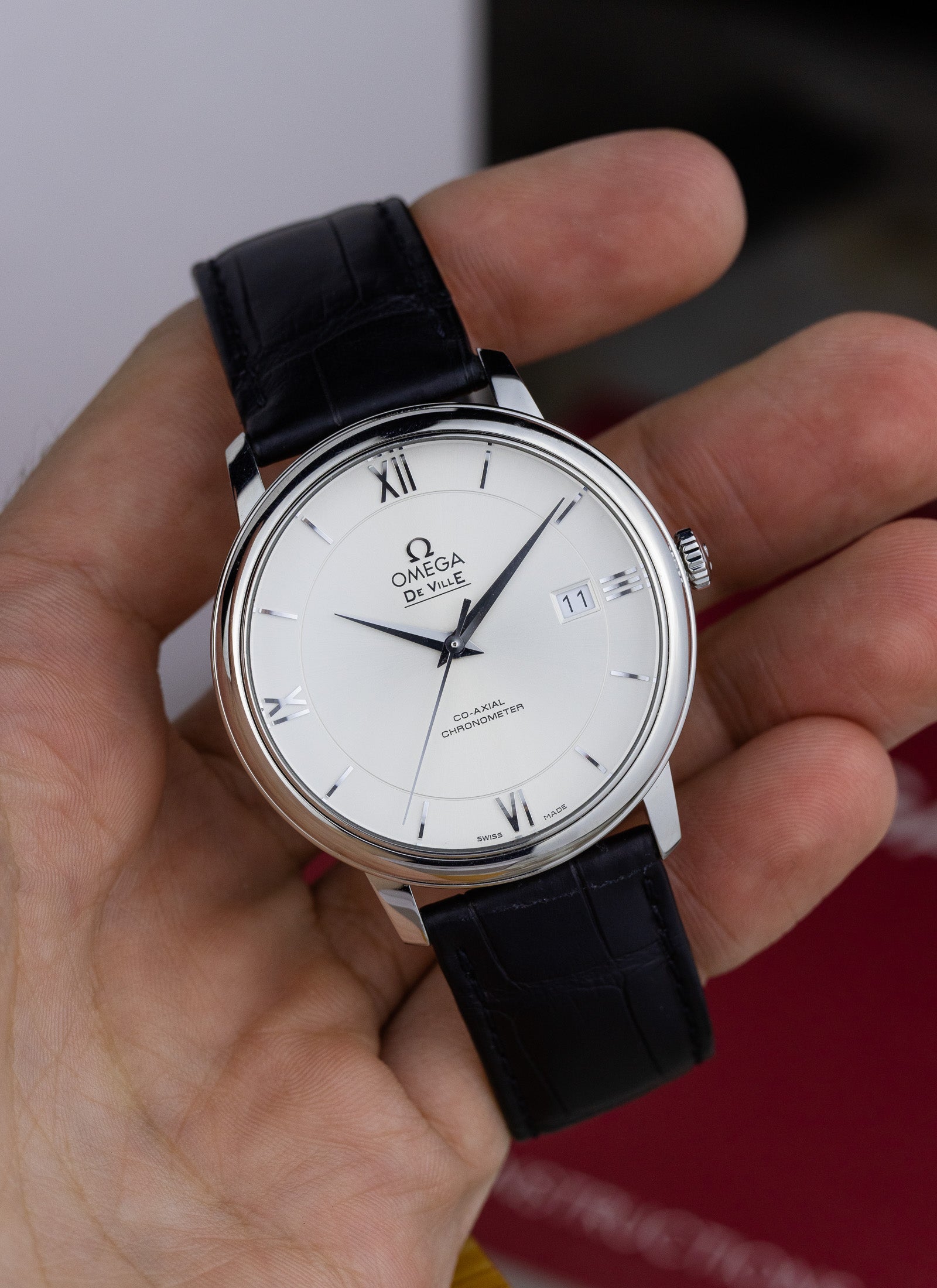 2022 Omega De Ville Prestige 424.13.40.20.02.001 cal. 2500 Serviced Full Set