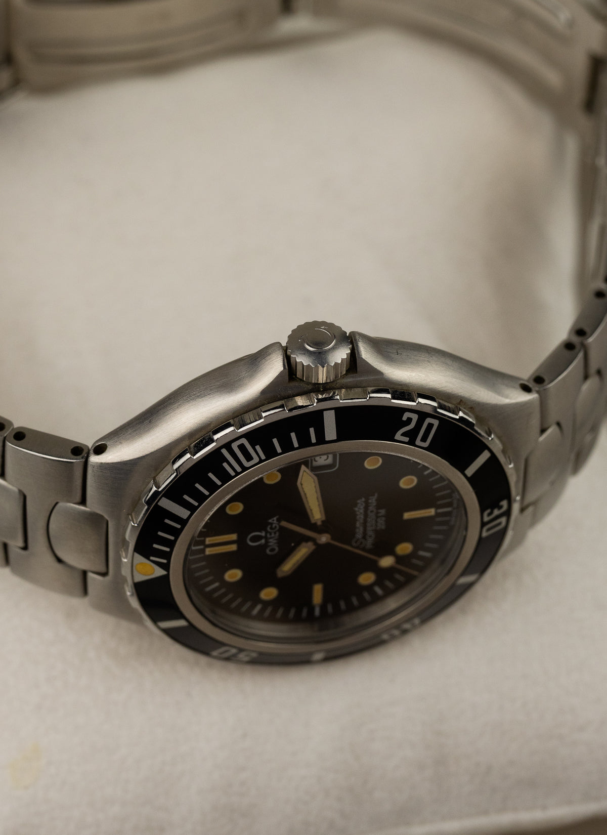 1991 Omega Seamaster 200M Pre-Bond 396.1062 Box