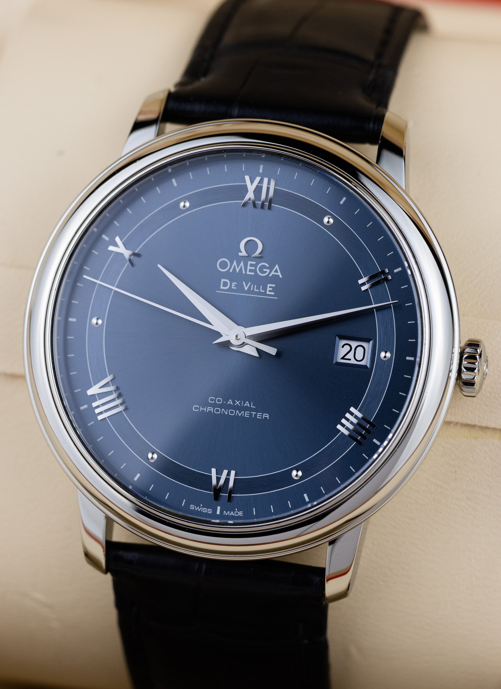 2020s Omega De Ville Prestige 424.13.40.20.03.002 cal. 2500 Full Set