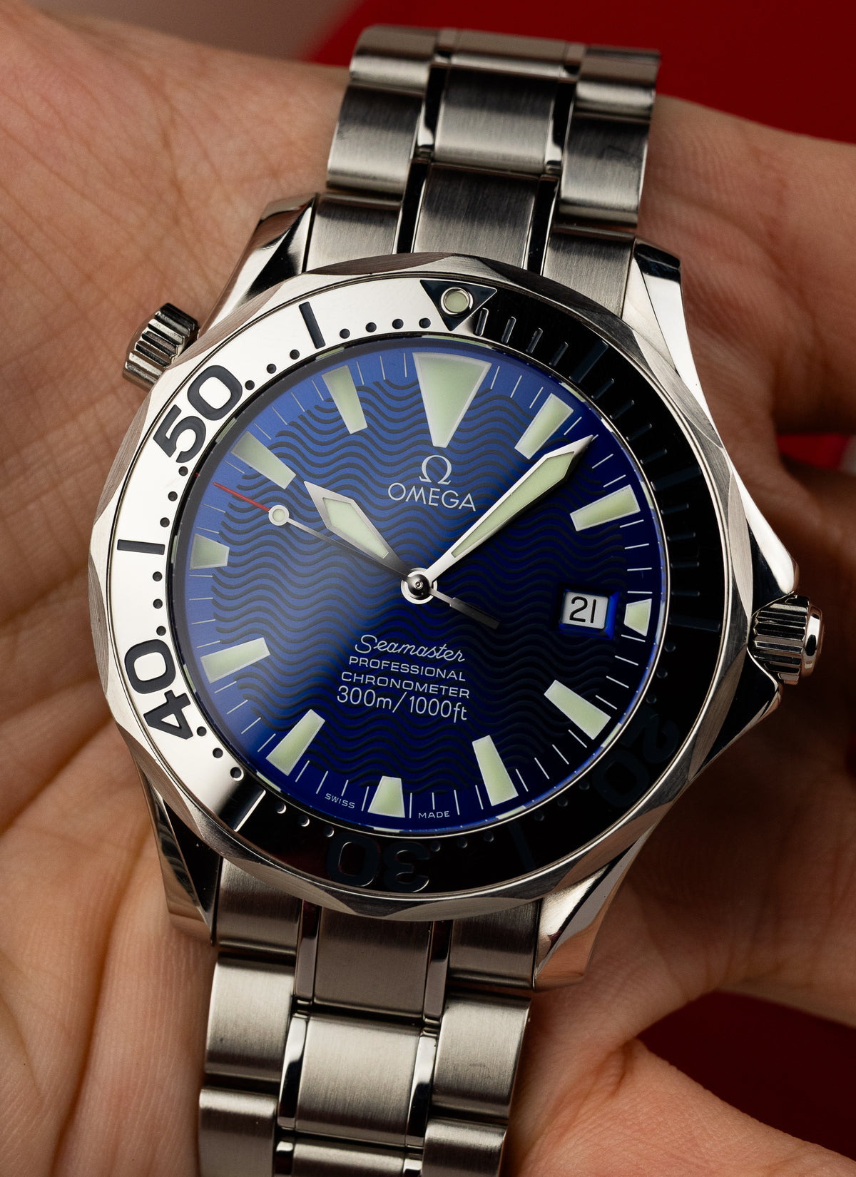 2007 Omega Seamaster 300M Electric Blue 2255.80.00 cal. 1120 Full Set