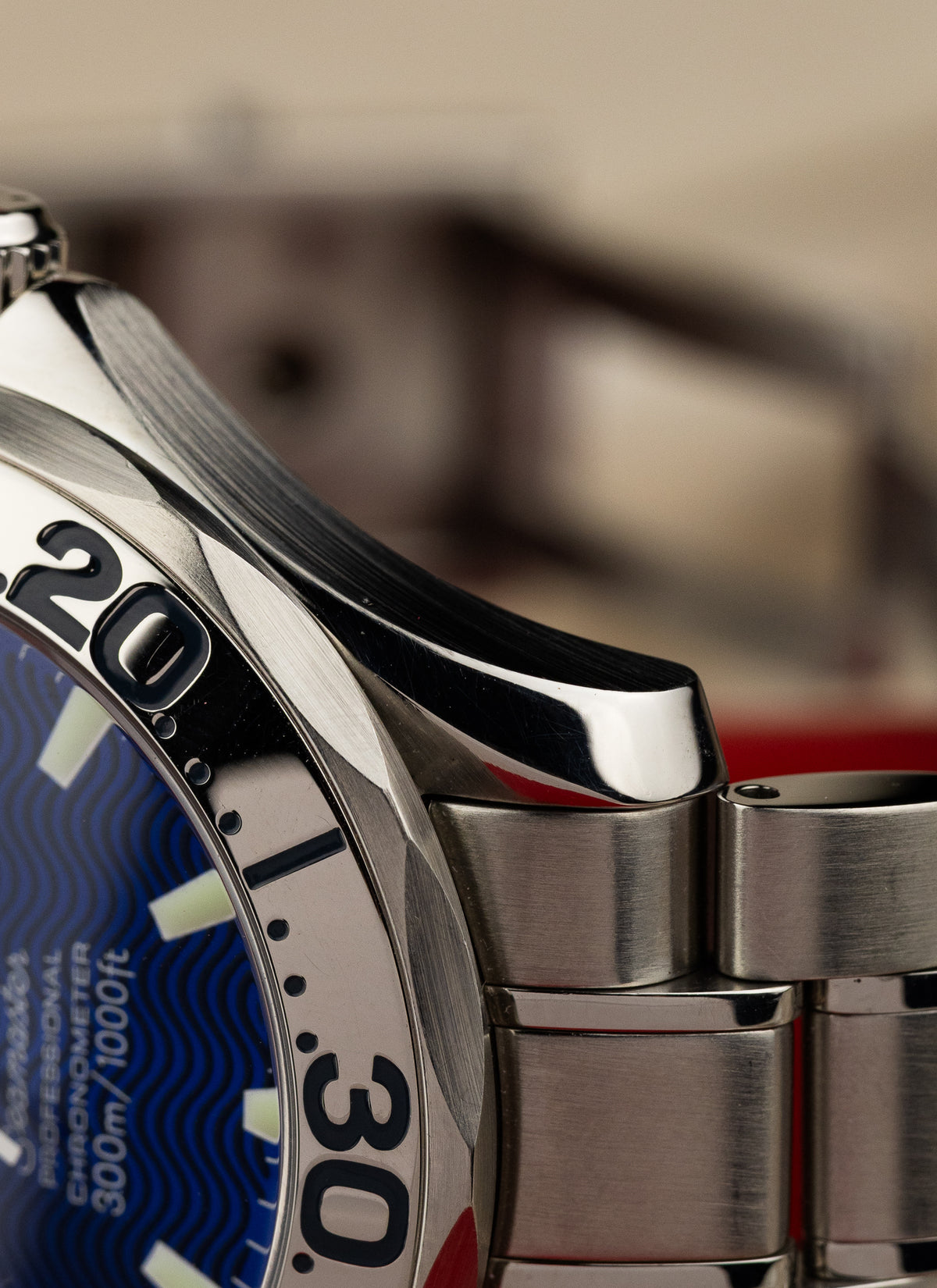 2007 Omega Seamaster 300M Electric Blue 2255.80.00 cal. 1120 Full Set