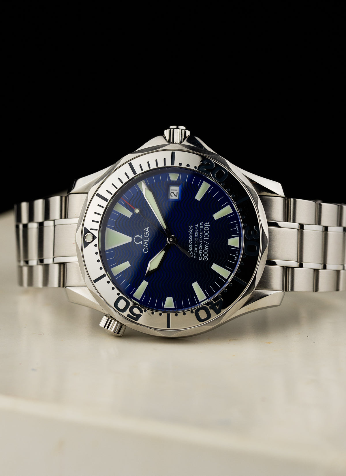2007 Omega Seamaster 300M Electric Blue 2255.80.00 cal. 1120 Full Set