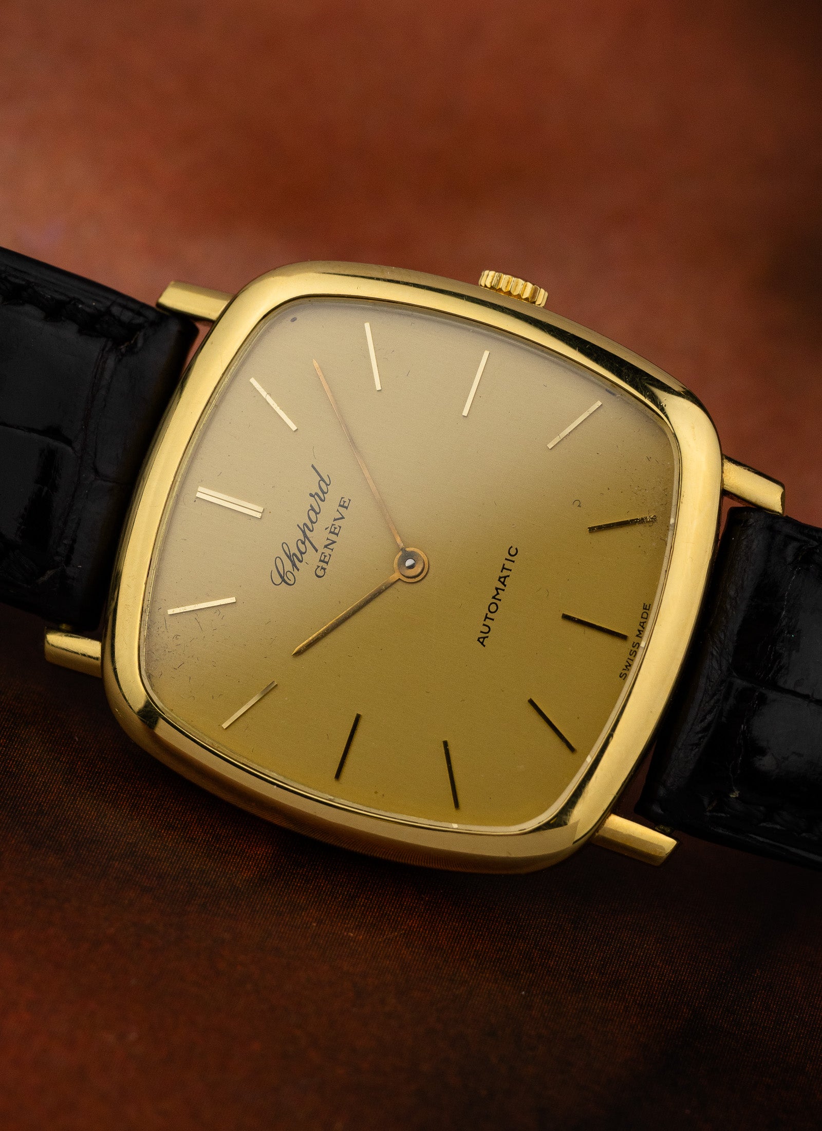 1980s 18K Chopard 2086 Cushion Case Automatic cal. 2-66