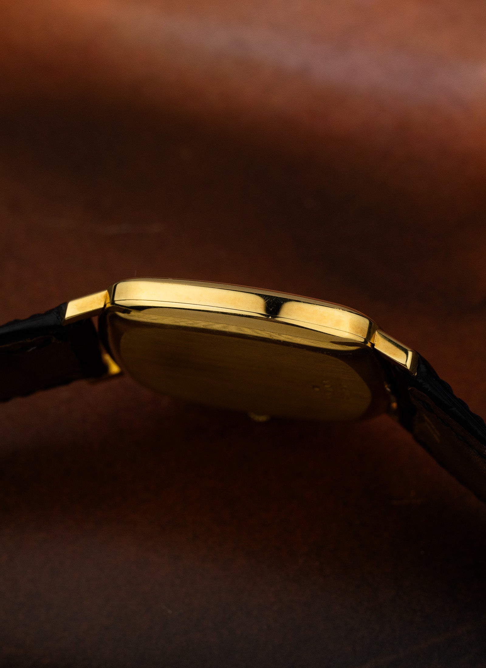1980s 18K Chopard 2086 Cushion Case Automatic cal. 2-66