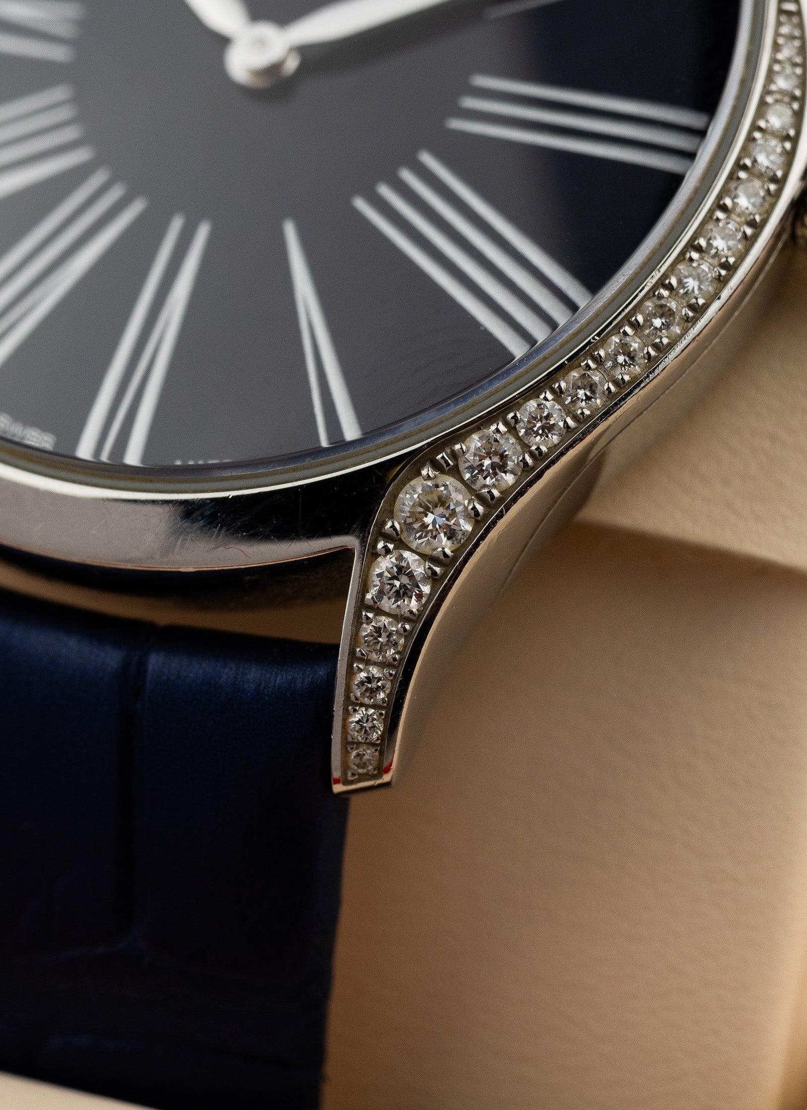 2019 Lady Omega De Ville Trésor Diamonds 428.18.36.60.03.001 cal. 4061 Full Set