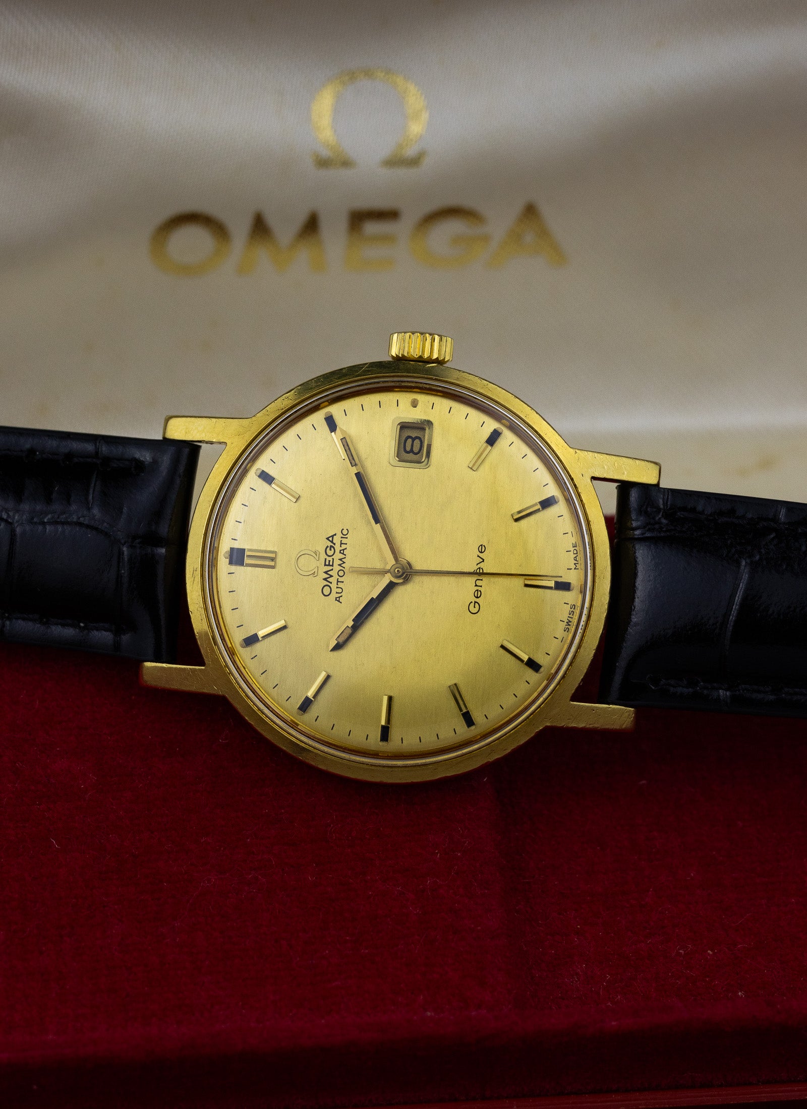 1969 18K Omega Geneve Shantung Dial 166.070 cal. 565 Serviced Box