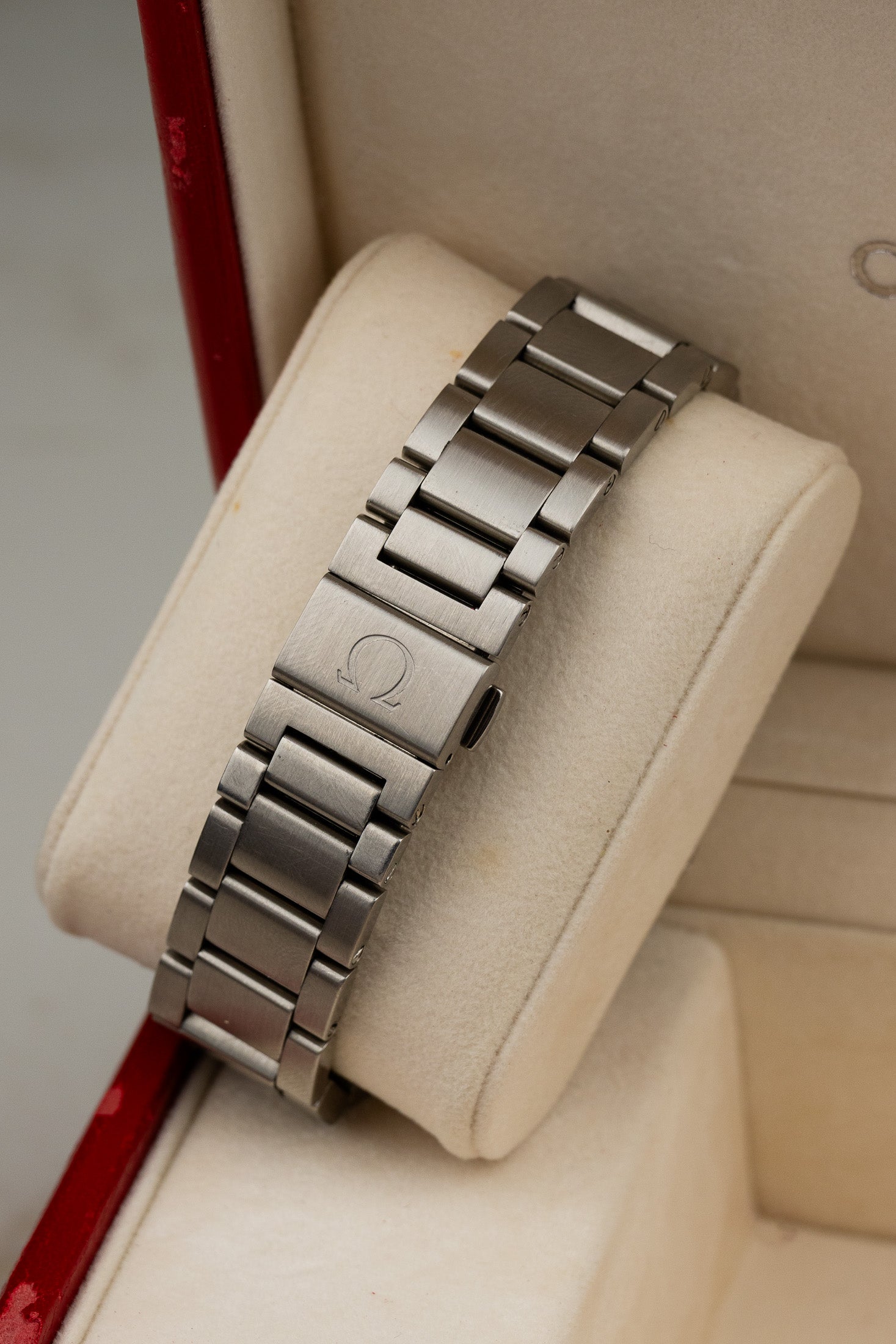 2012 Omega Seamaster Aqua Terra 231.10.39.21.06.001 cal. 8500 Box & Papers