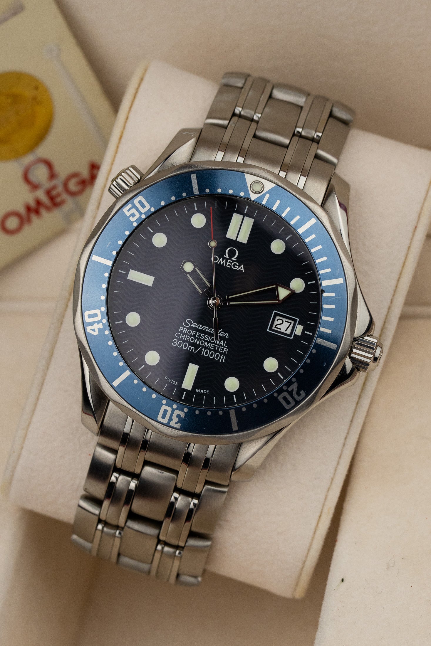 1999 Omega Seamaster 300m 2531.80 cal. 1120 James Bond Box and Papers