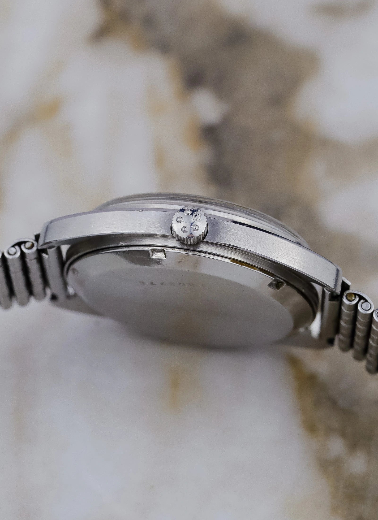 1970s Eterna Sonic Sevenday 148T cal. 1551