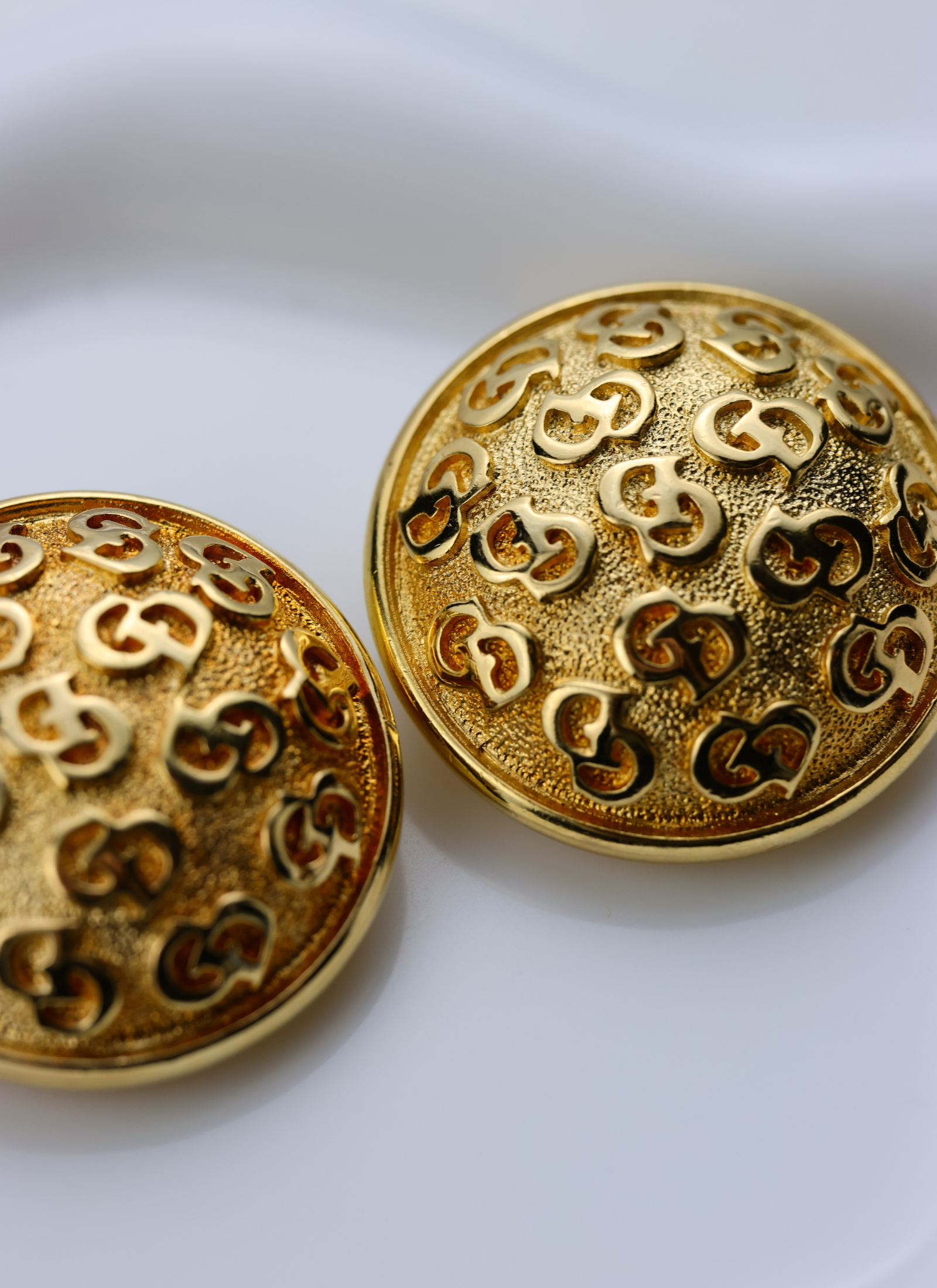 Christian Dior - 0kazałe klipsy vintage w logowanie