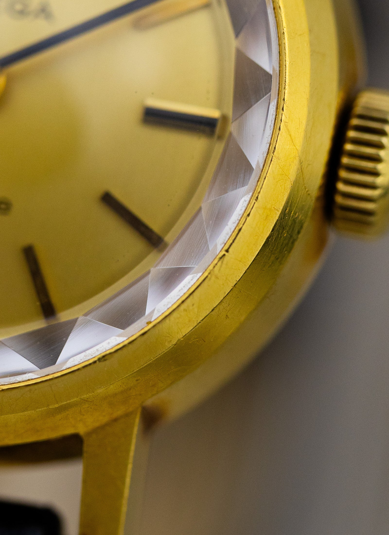 1969 18K Lady Omega Cocktail Watch 511.122 cal. 620