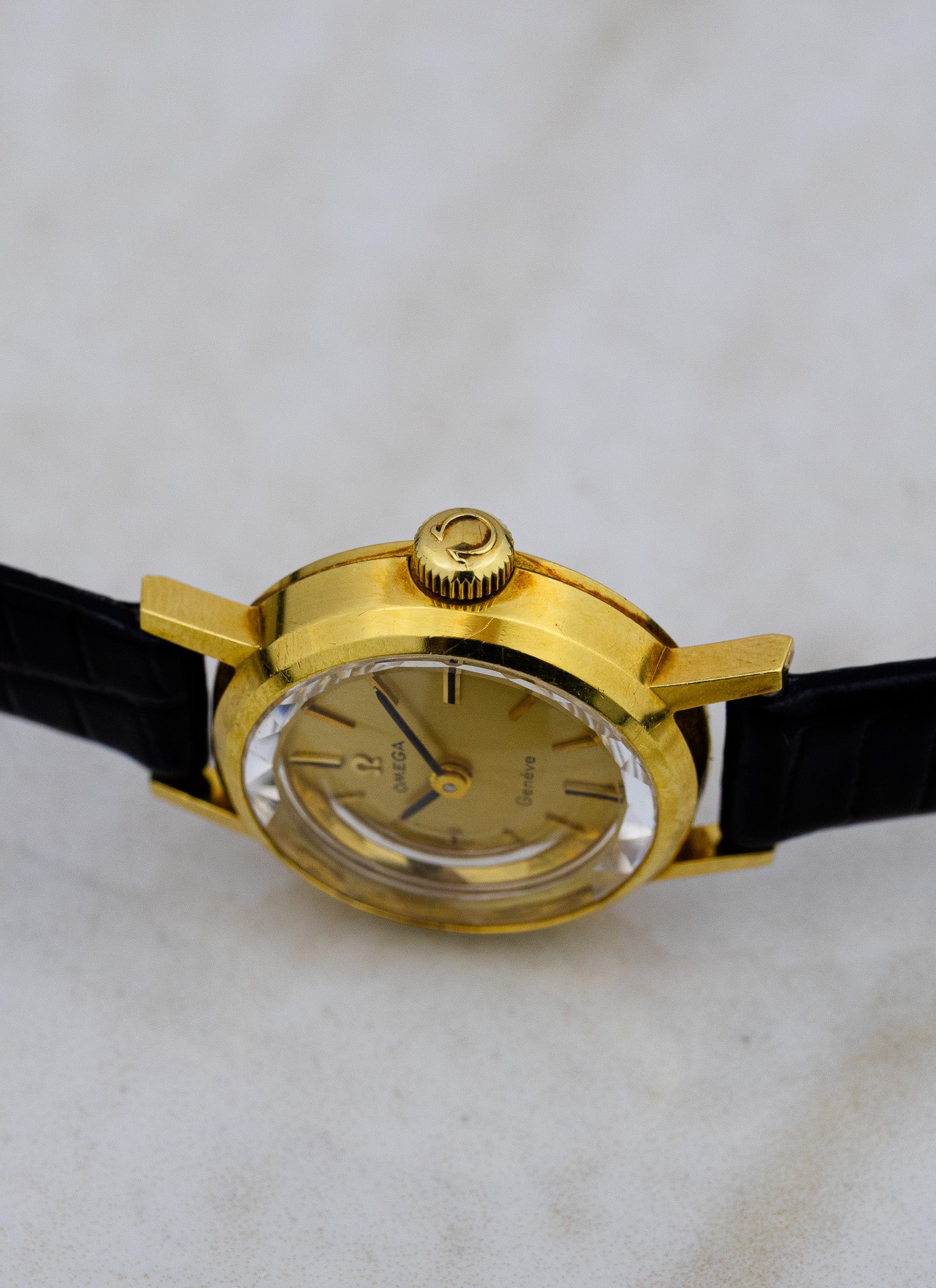 1969 18K Lady Omega Cocktail Watch 511.122 cal. 620