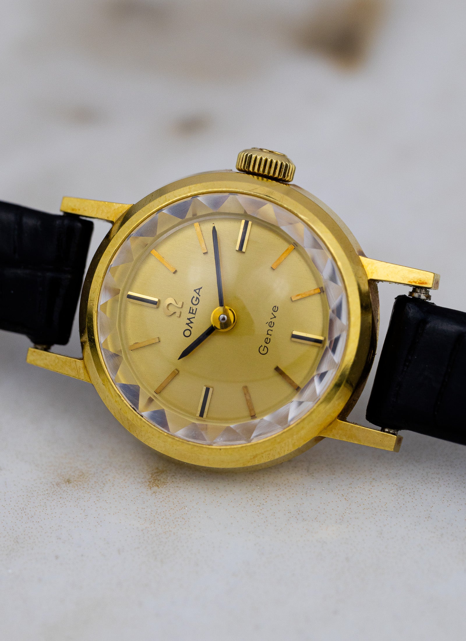 1969 18K Lady Omega Cocktail Watch 511.122 cal. 620