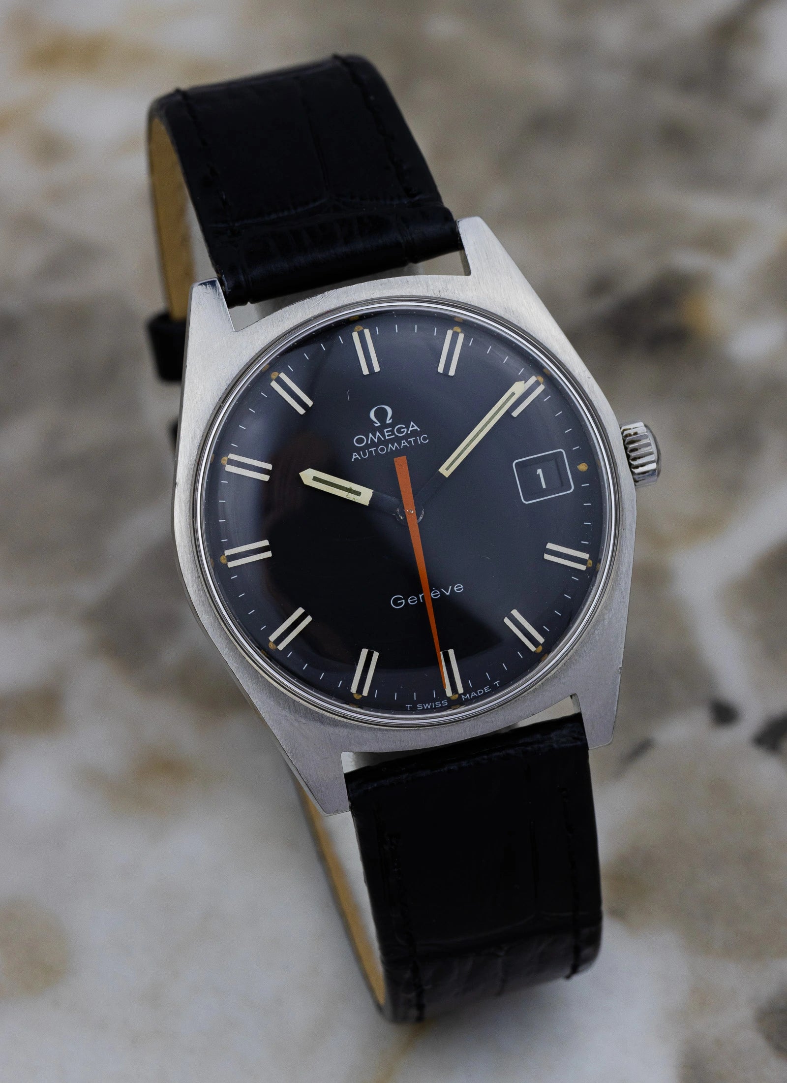 1968 Omega Geneve Black Dial 166.041 cal. 565 Serviced