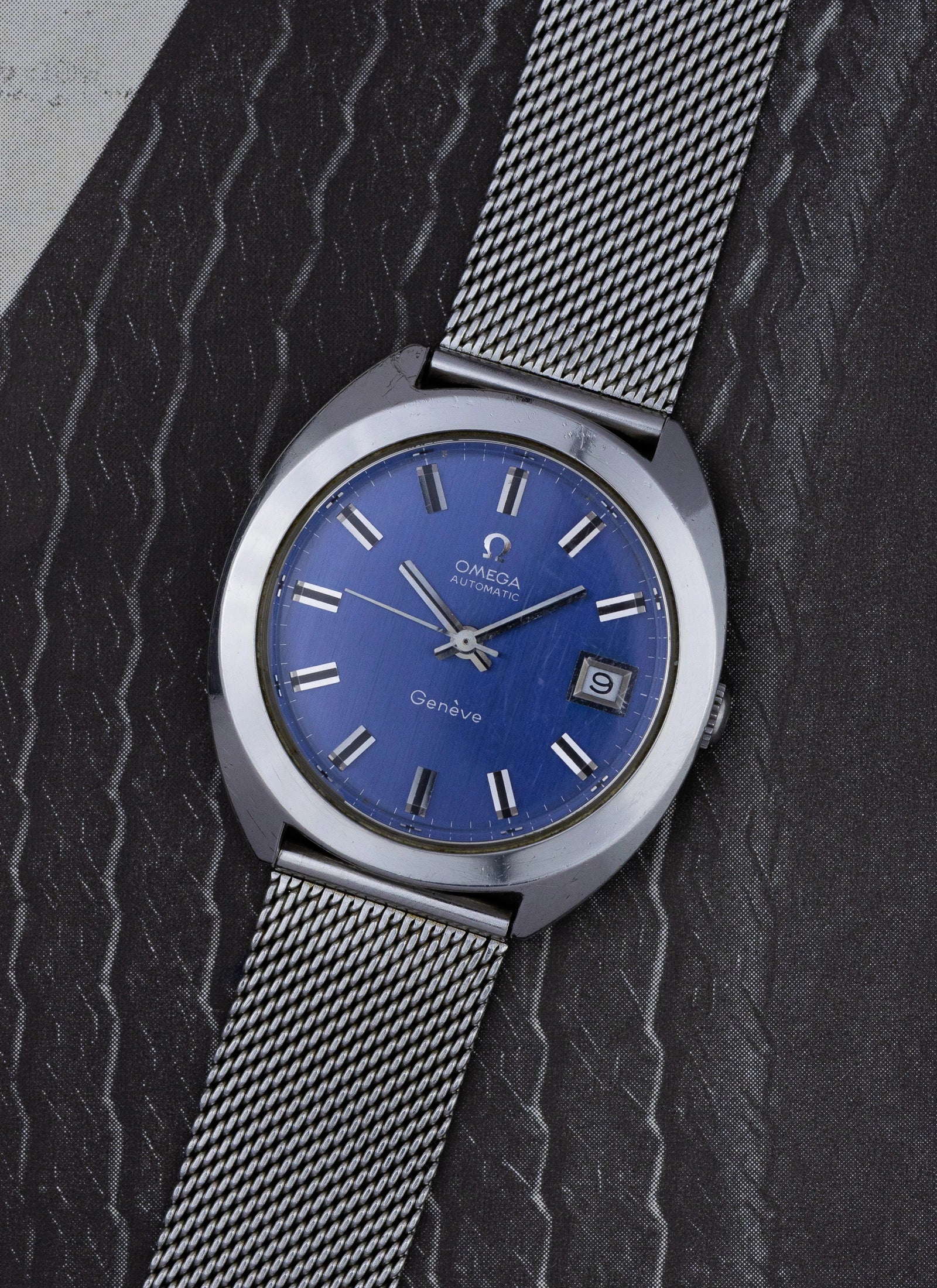 1970s Omega Geneve Navy Dial 166.721 cal. 565