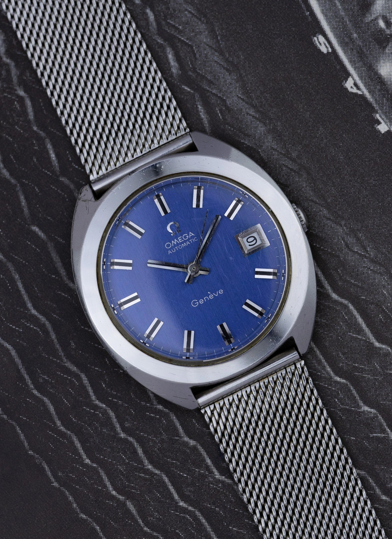 1970s Omega Geneve Navy Dial 166.721 cal. 565