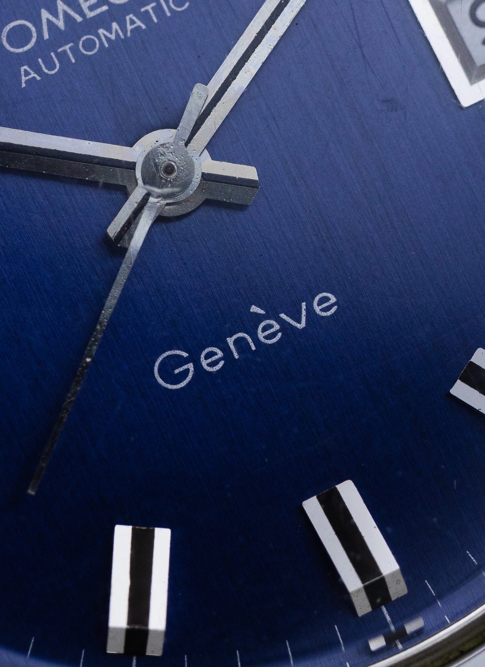 1970s Omega Geneve Navy Dial 166.721 cal. 565