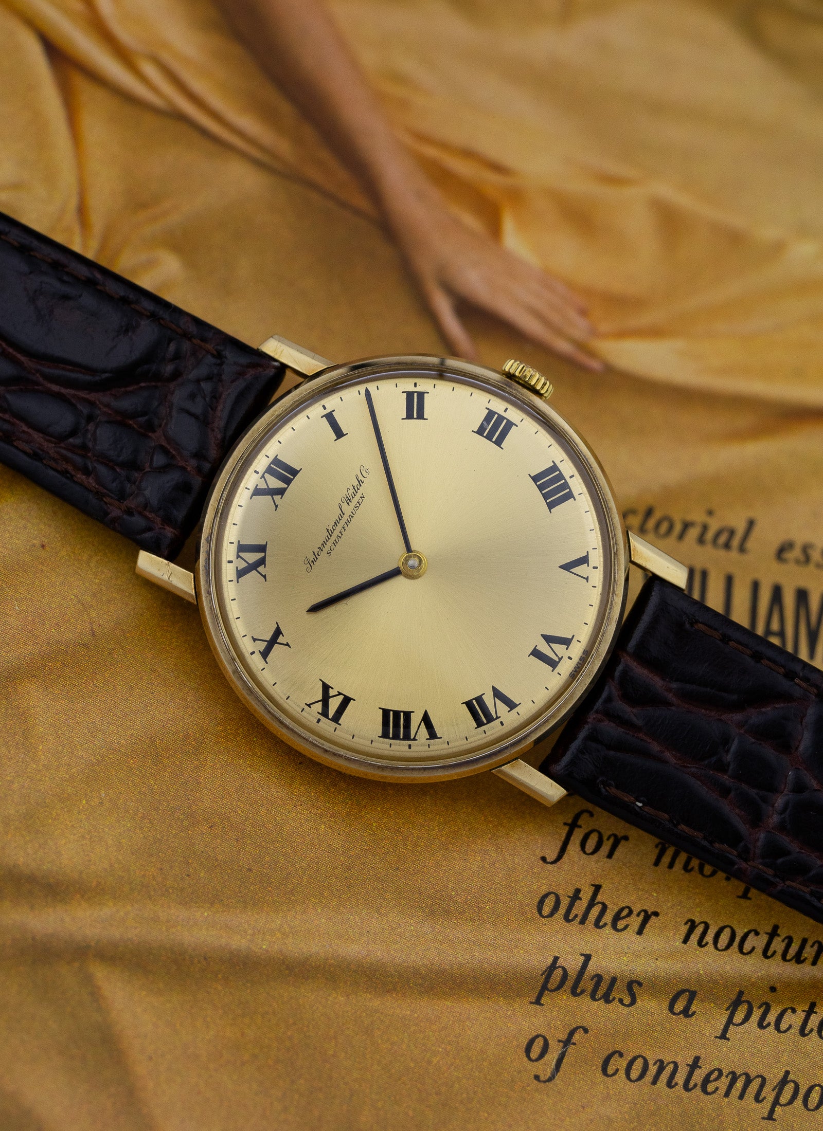 1960s 9K IWC Schaffhausen Roman Gold Dial cal. 423