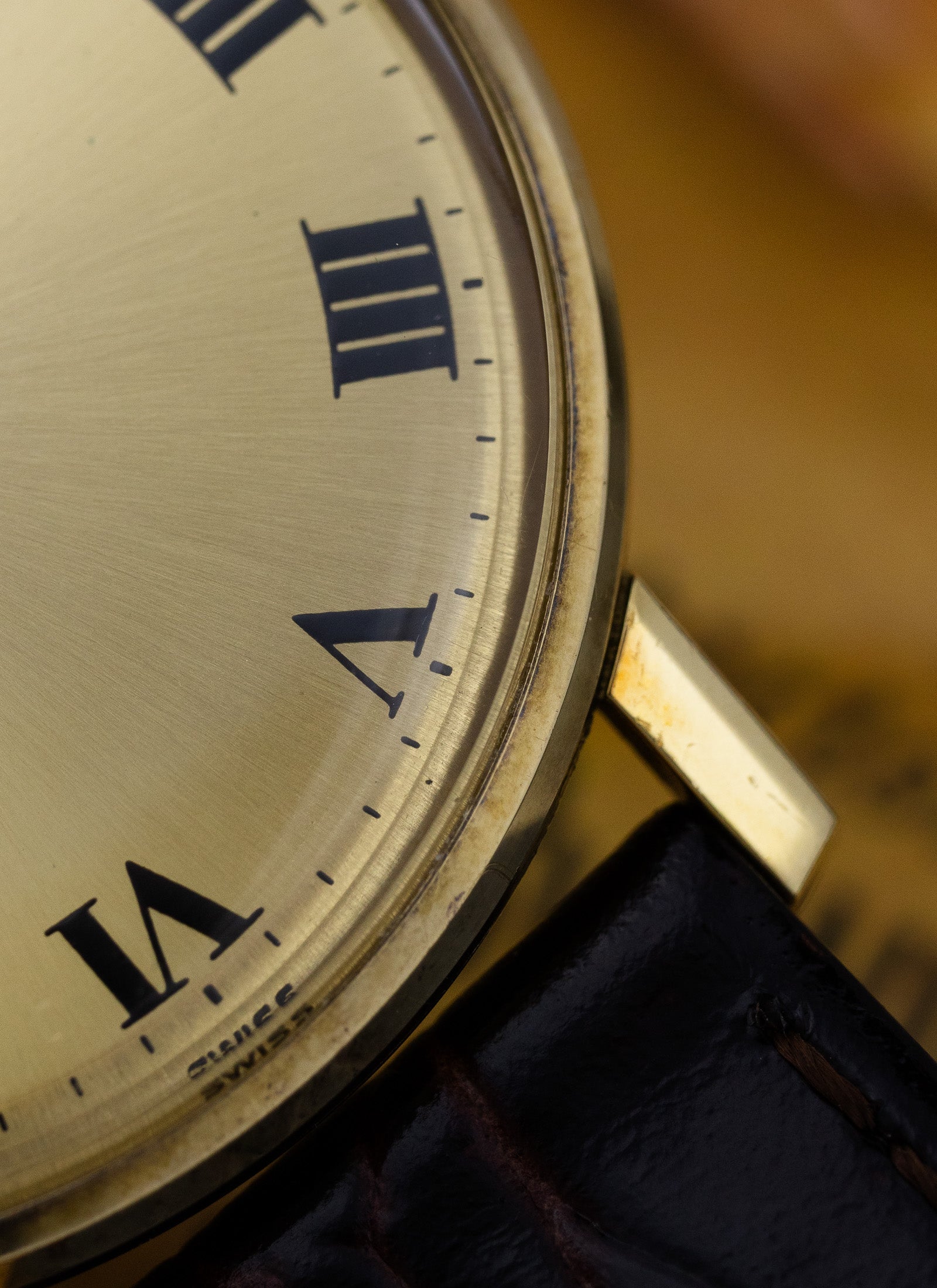 1960s 9K IWC Schaffhausen Roman Gold Dial cal. 423