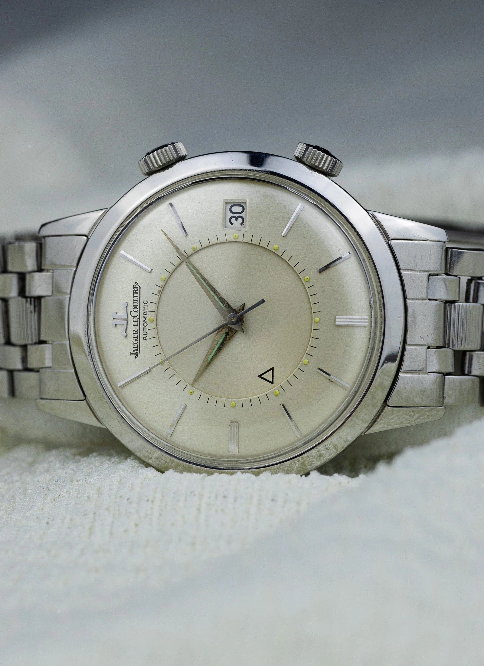 1960s Jaeger LeCoultre Memovox Alarm E855 cal. K825