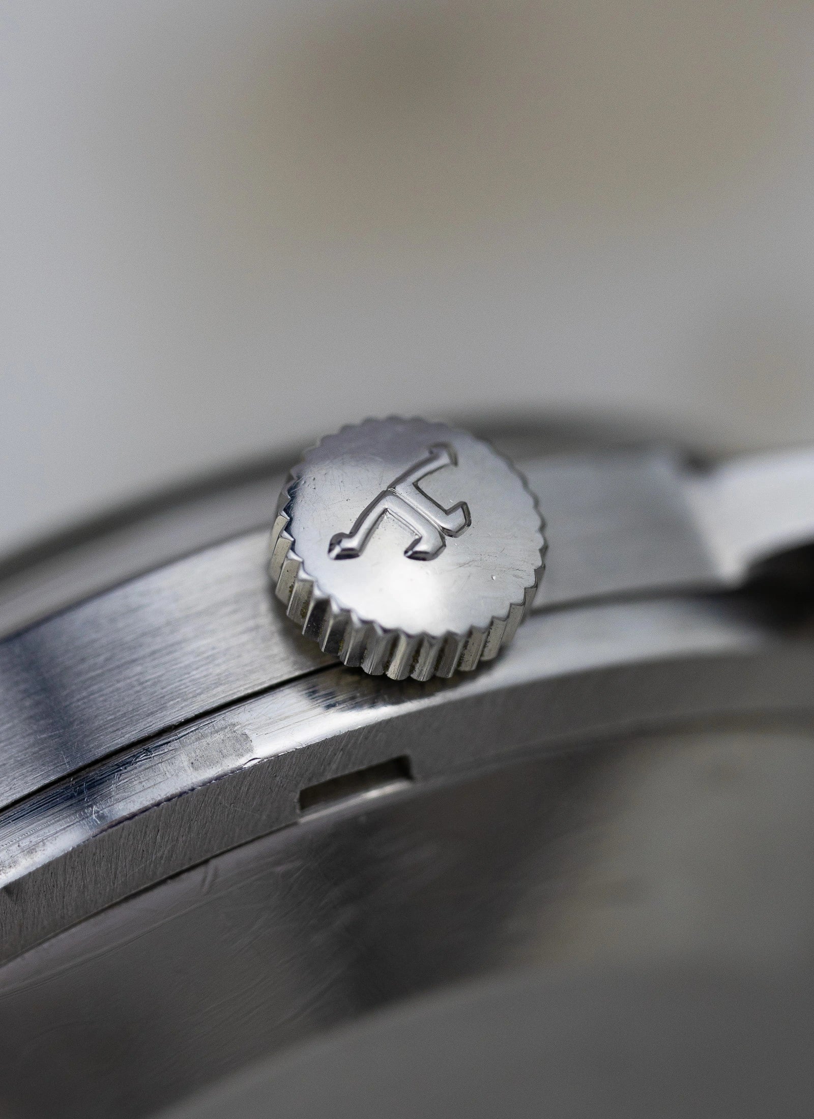 1960s Jaeger LeCoultre Memovox Alarm E855 cal. K825