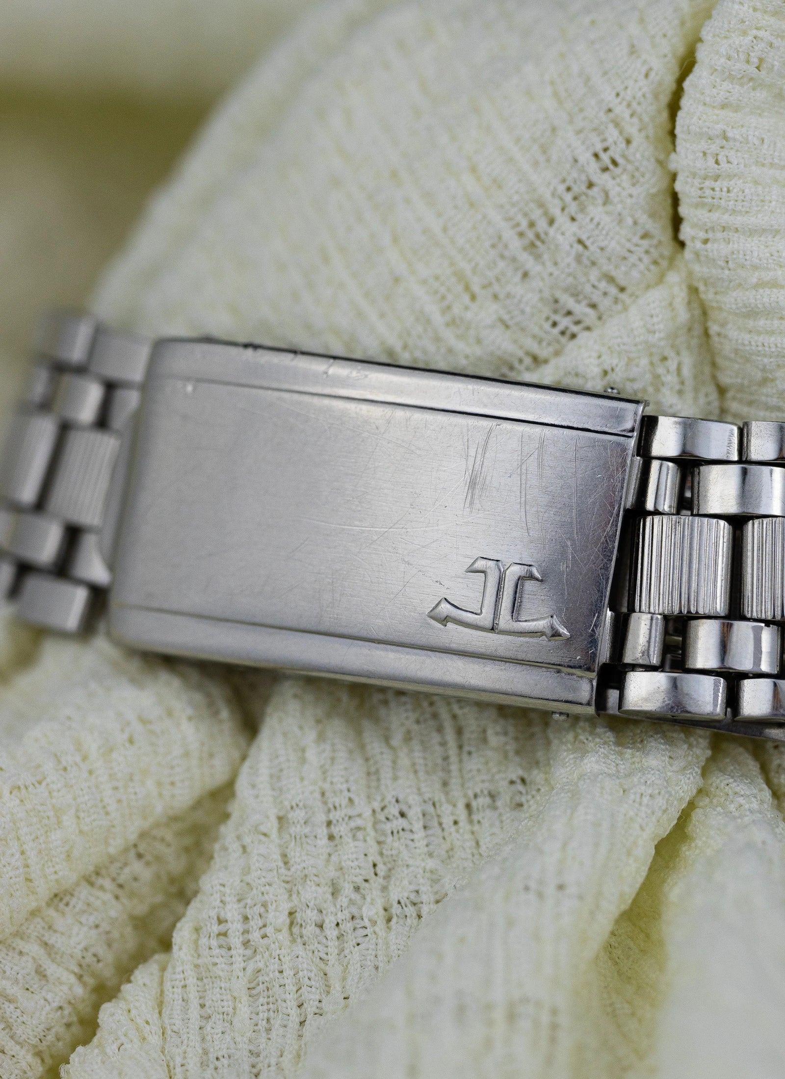 1960s Jaeger LeCoultre Memovox Alarm E855 cal. K825