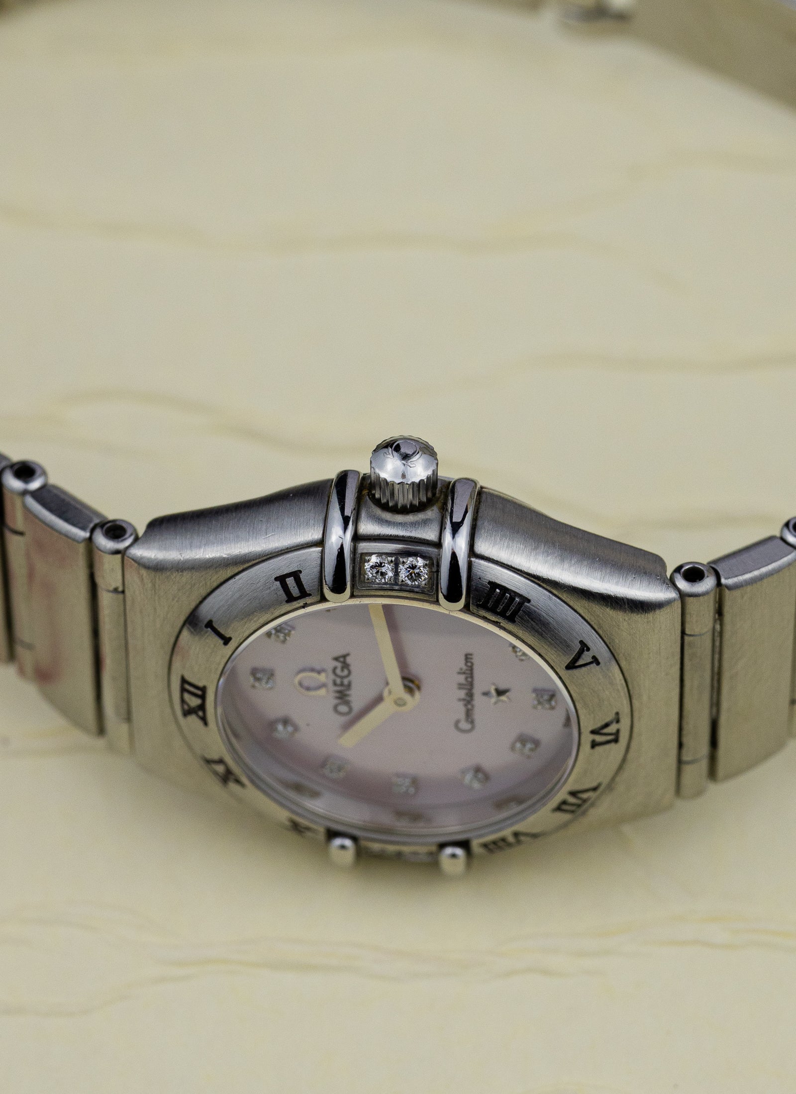 1998 Lady Omega Constellation Diamonds Pink MOP 1567.66.00 cal. 1456 Full Set