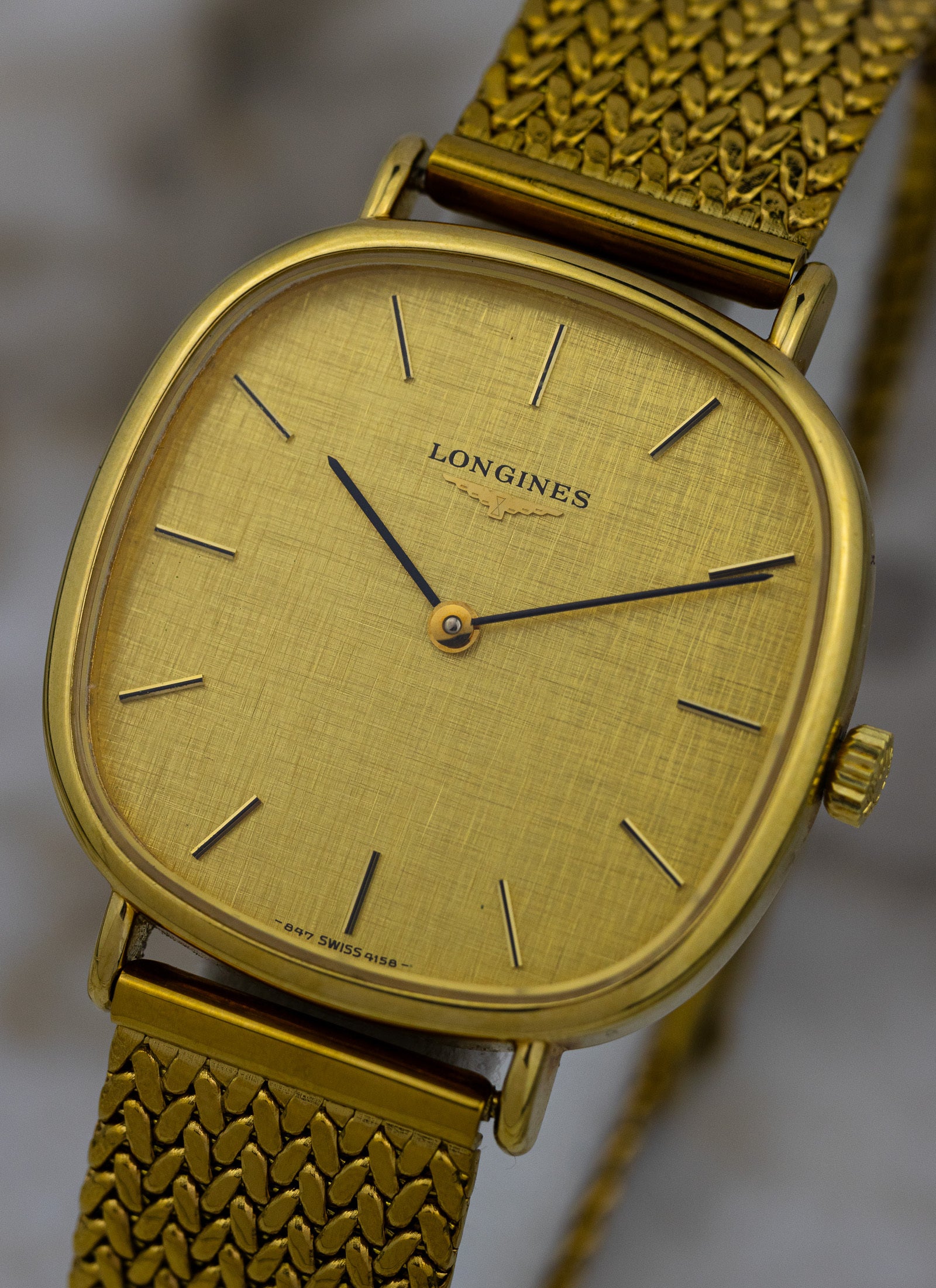 1980s Longines Linen Dial 847 4154 cal. L647.4