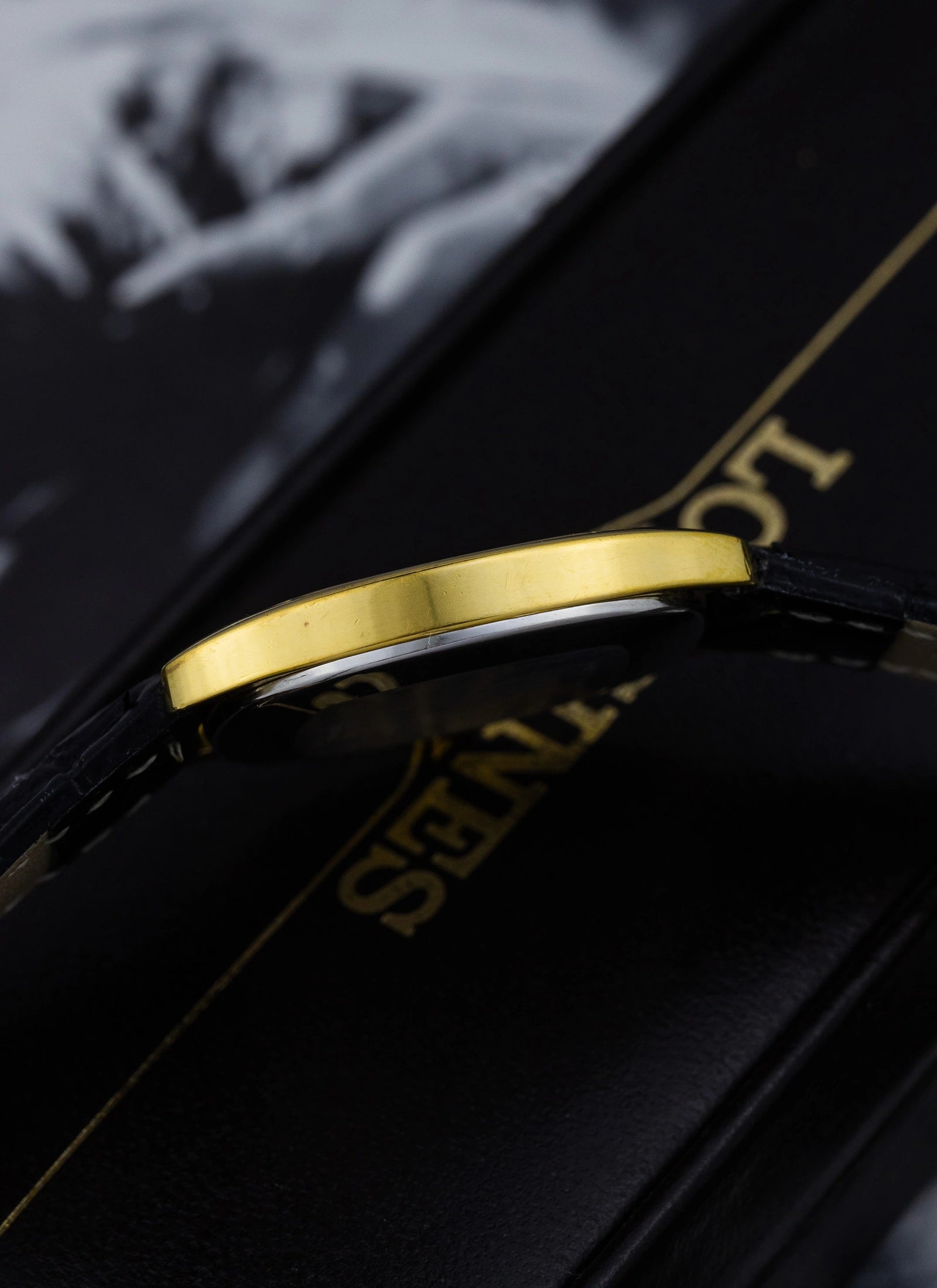 1970s Longines Square Black Roman Dial 4450 cal. L847.4 Serviced Box