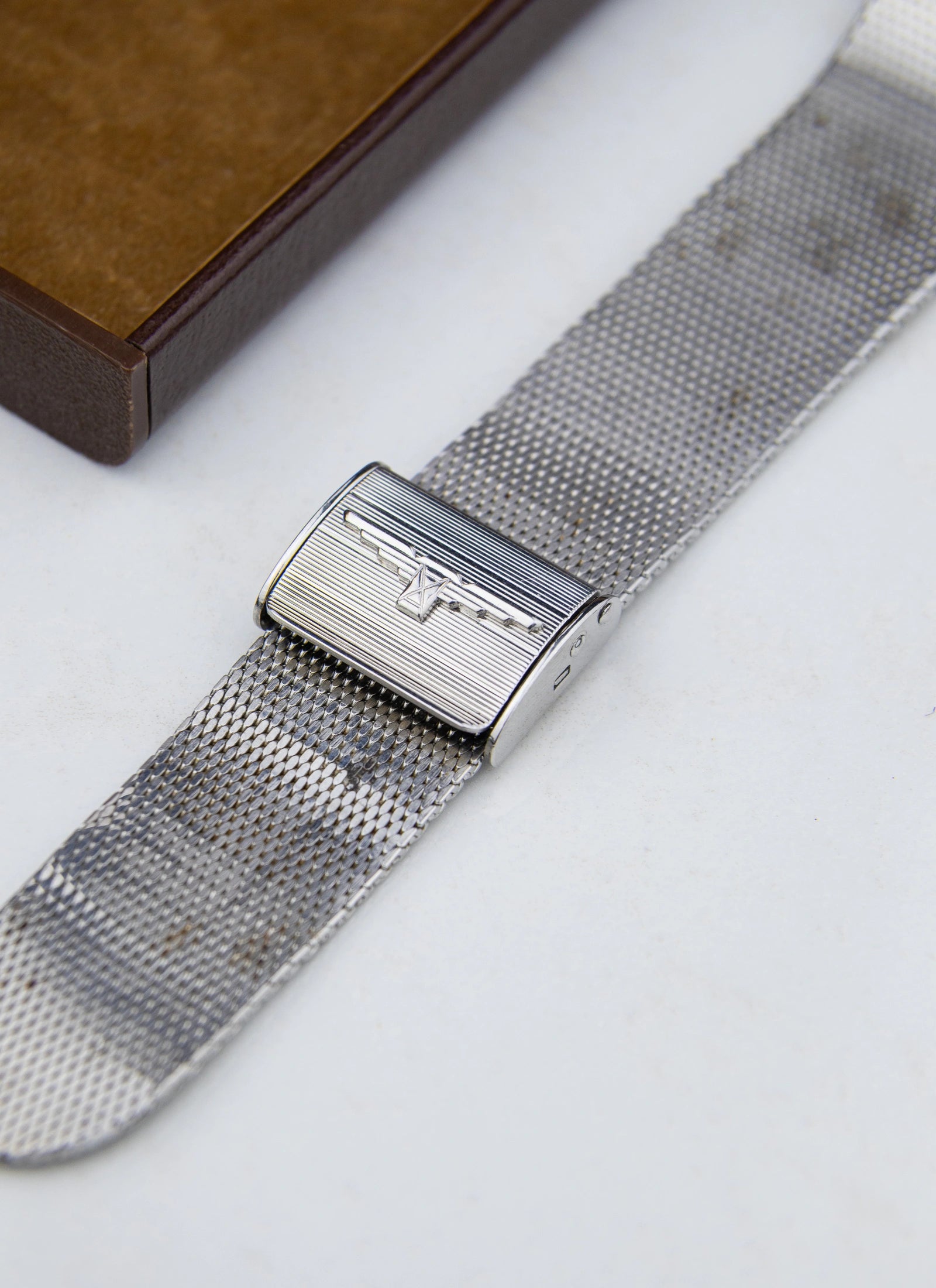 1970s Longines Ultra Chron 8301 Grey Crosshair Dial