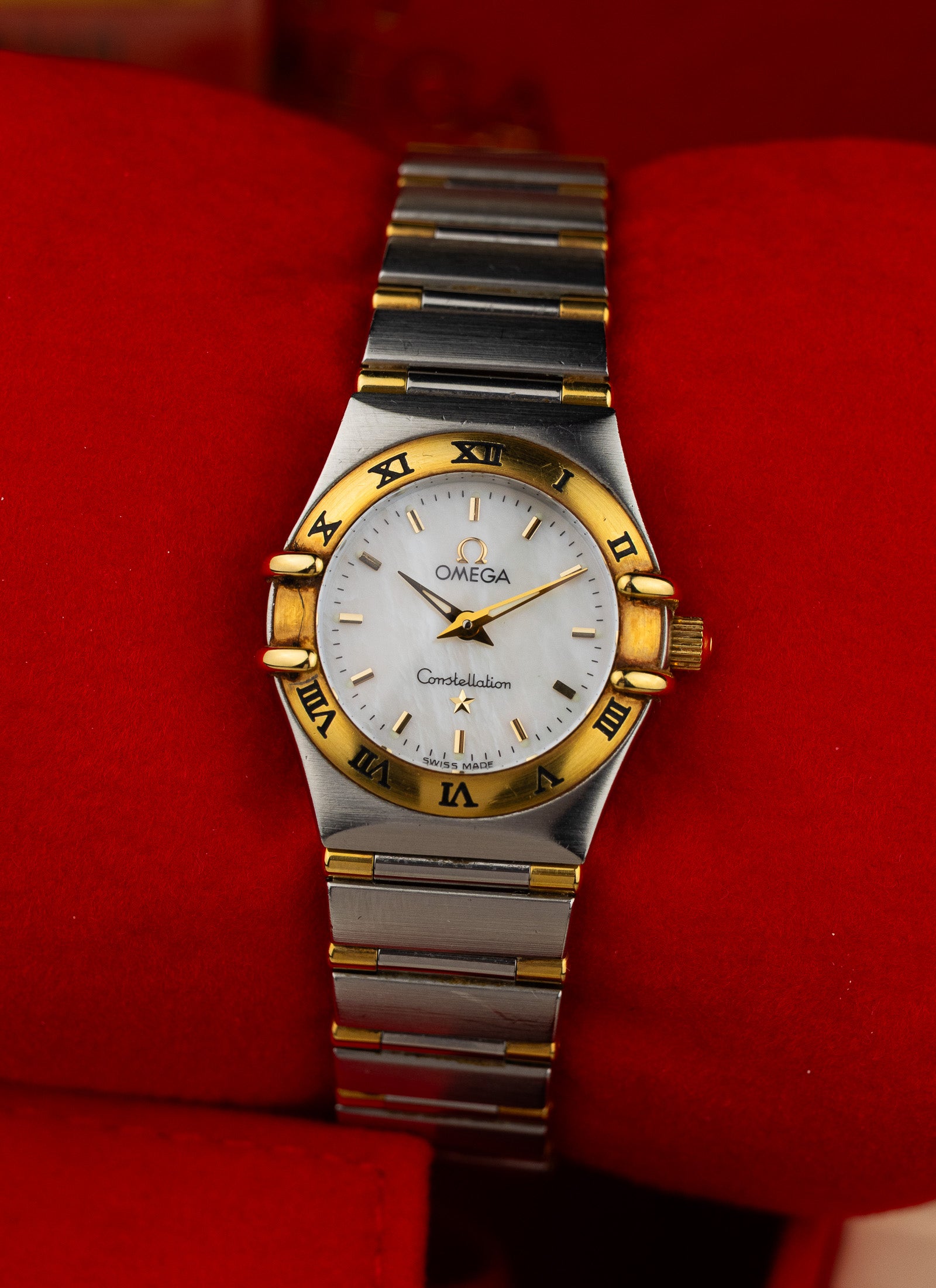 1998 Lady Omega Constellation Bicolor MOP Dial 1362.70 Full Set