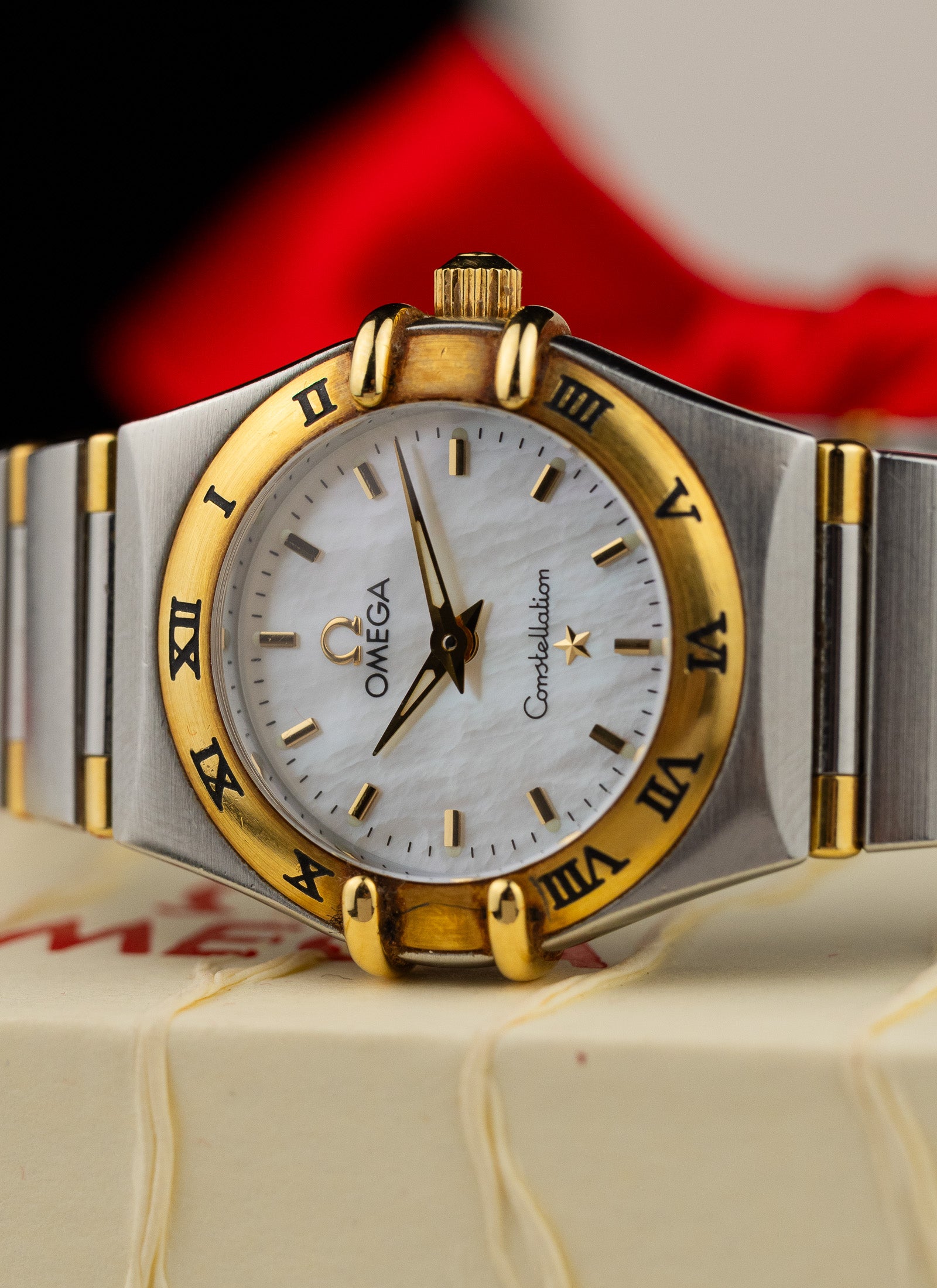 1998 Lady Omega Constellation Bicolor MOP Dial 1362.70 Full Set
