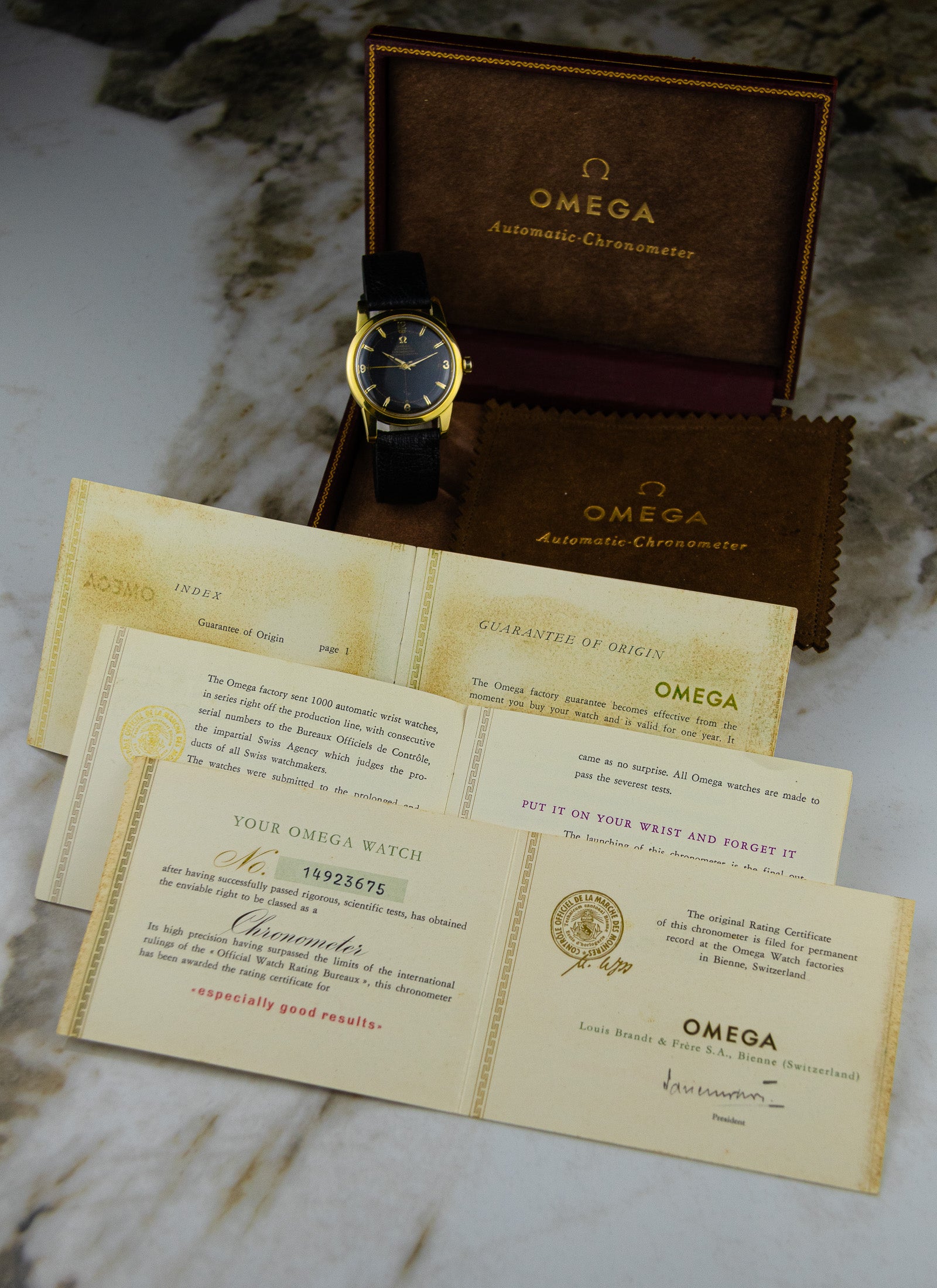 1954 18K Omega Seamaster Chronometre Black Honeycomb 2577-2520 Full Set