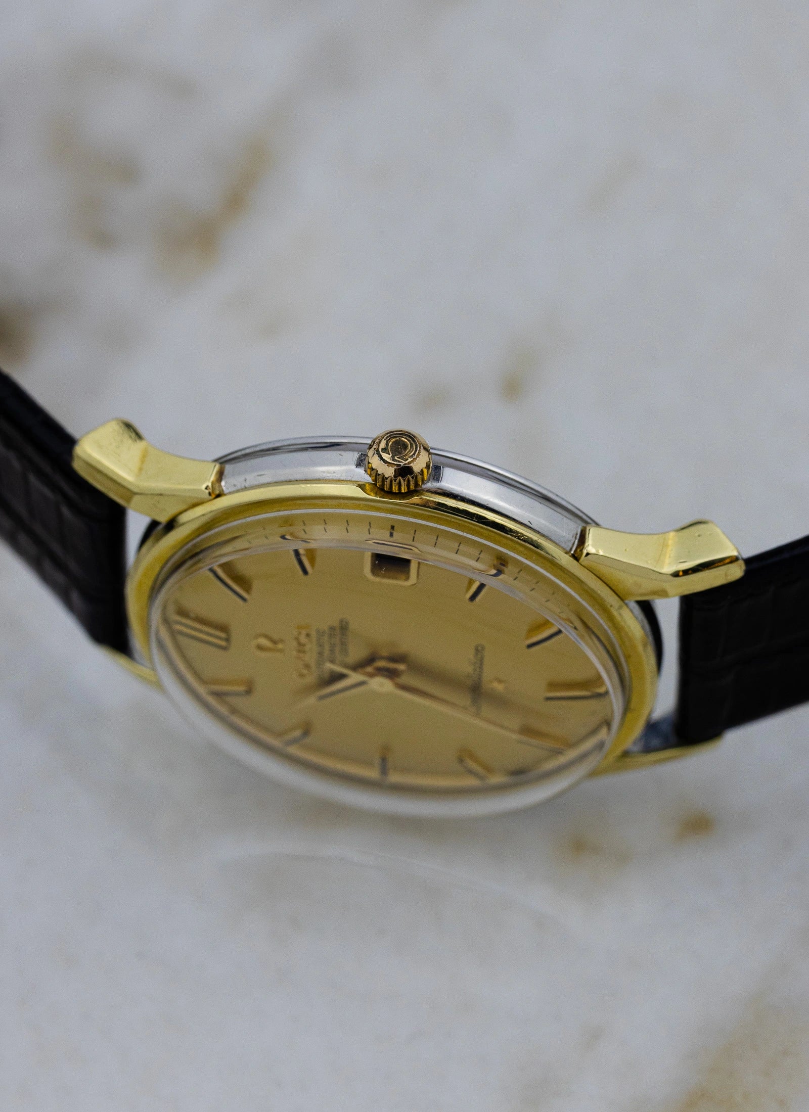 1963 Omega Constellation Dog Legs Gold Cap 168.005 cal. 561
