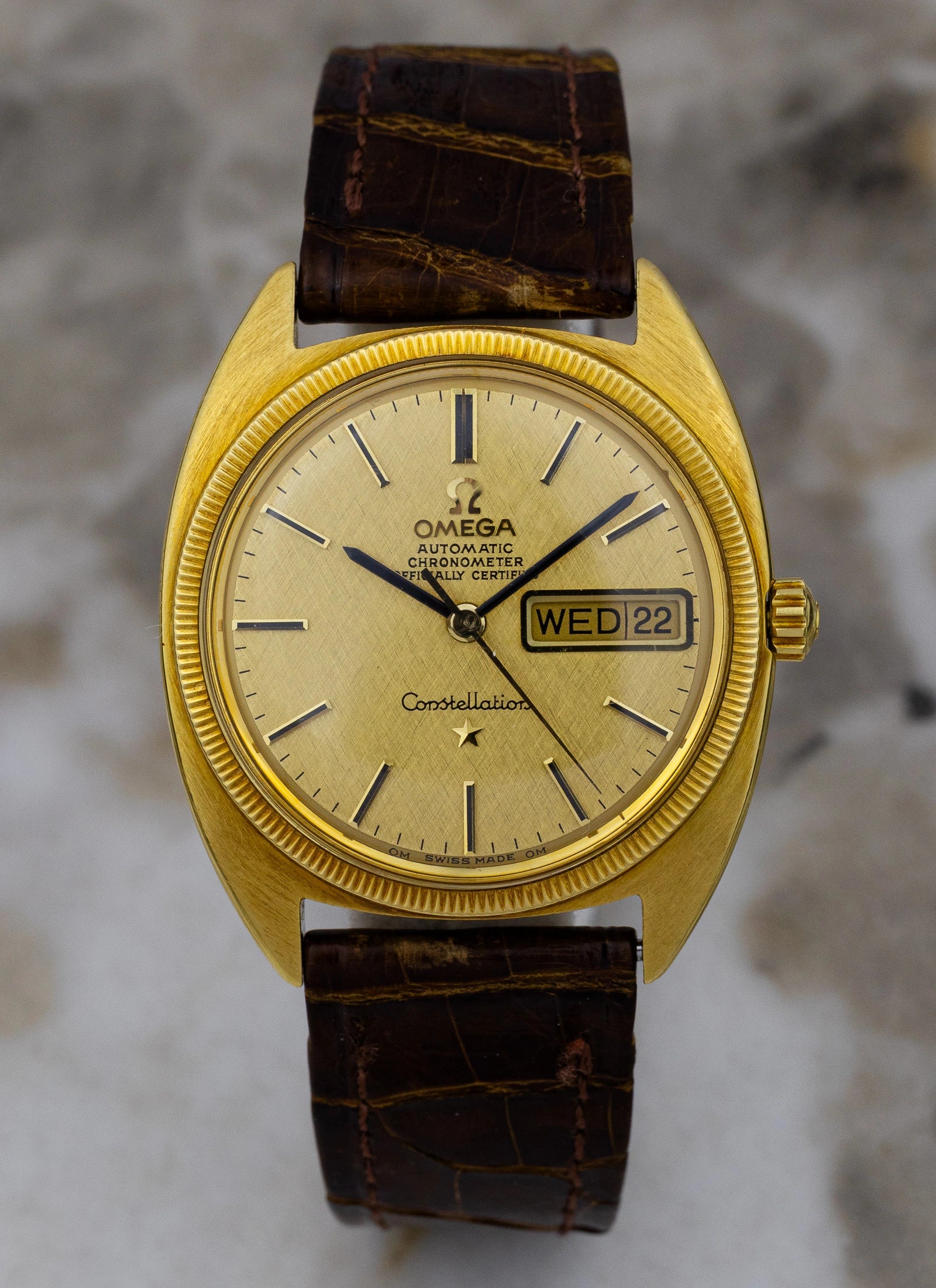 1969 18K Omega Constellation Day-Date C-shaped 168.029 cal.751