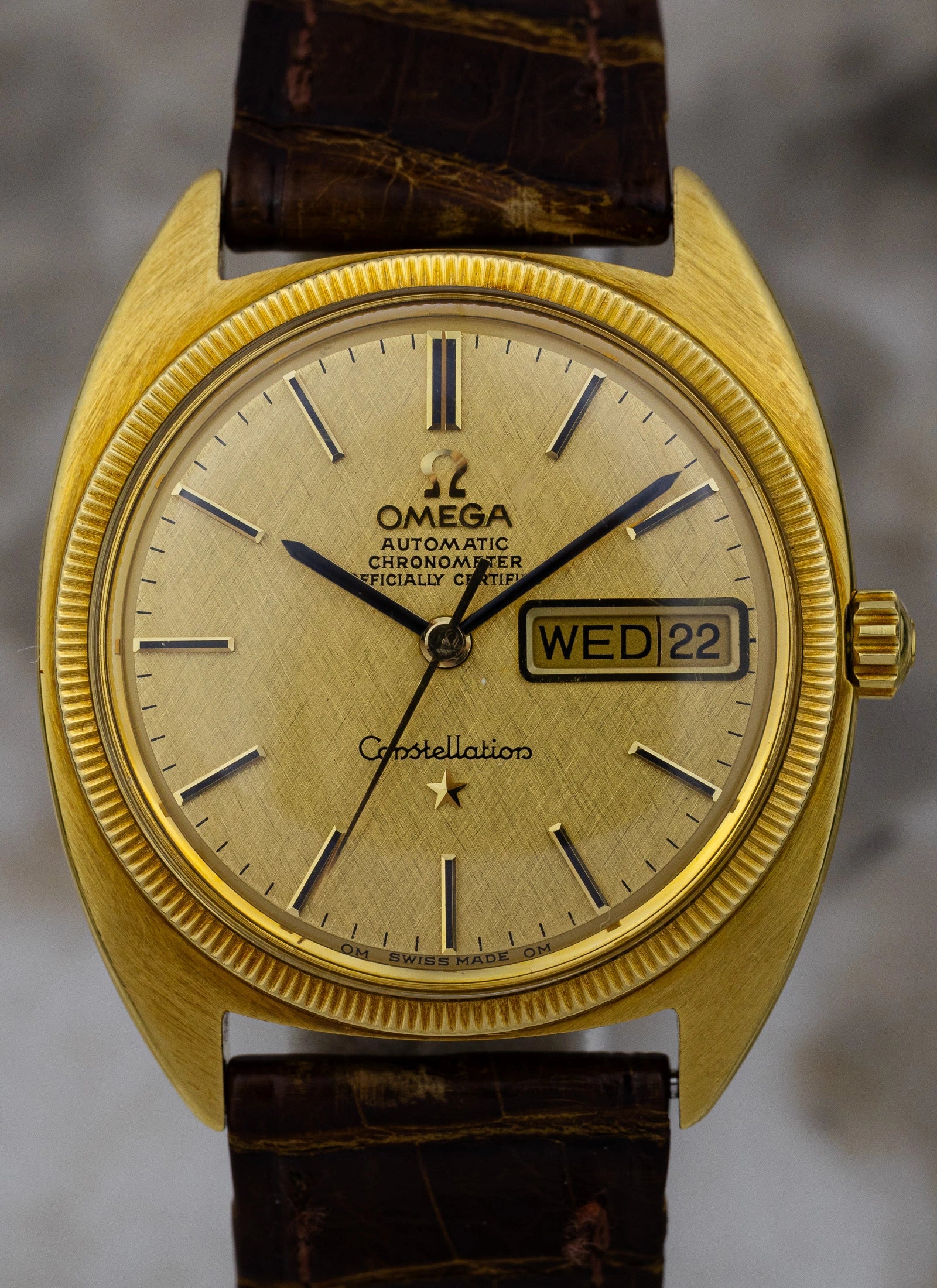 1969 18K Omega Constellation Day-Date C-shaped 168.029 cal.751