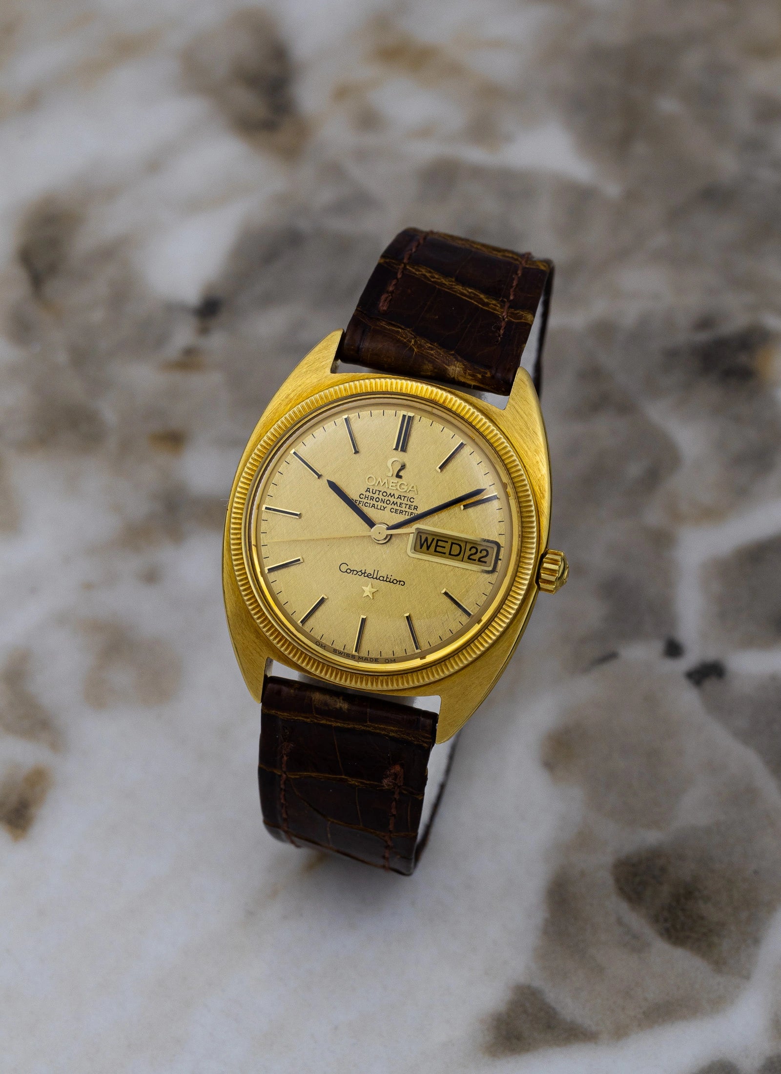 1969 18K Omega Constellation Day-Date C-shaped 168.029 cal.751