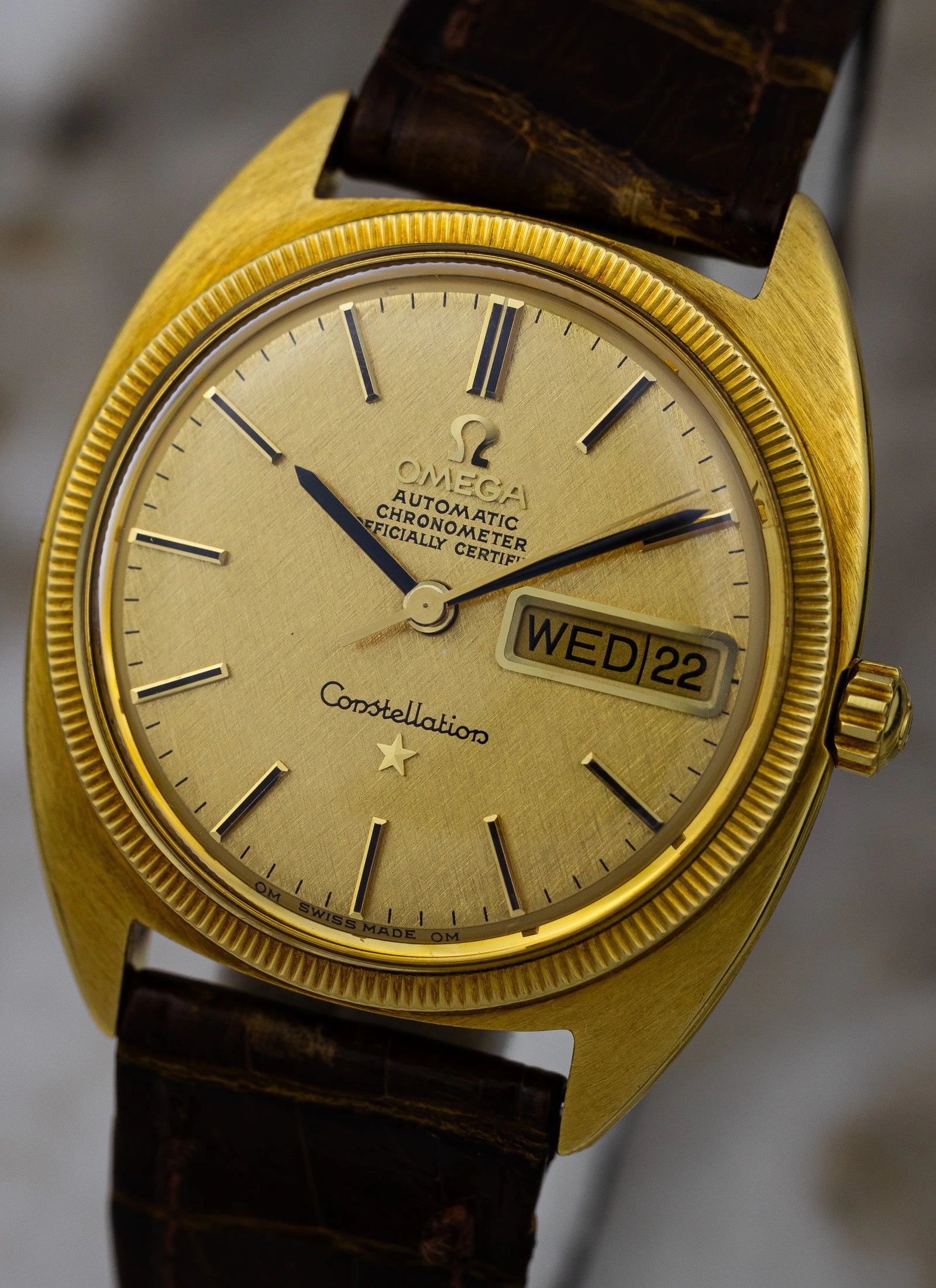 1969 18K Omega Constellation Day-Date C-shaped 168.029 cal.751