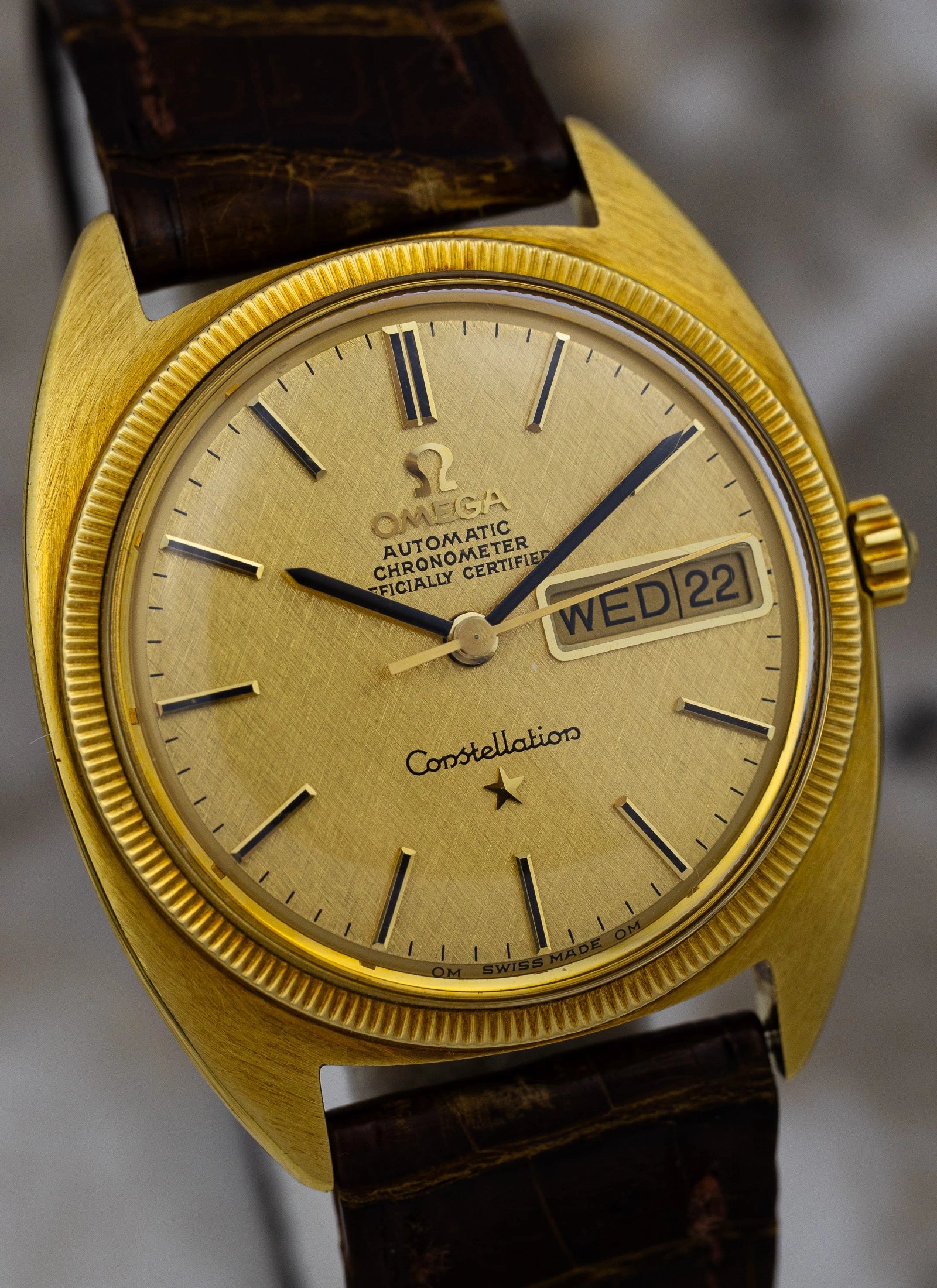 1969 18K Omega Constellation Day-Date C-shaped 168.029 cal.751
