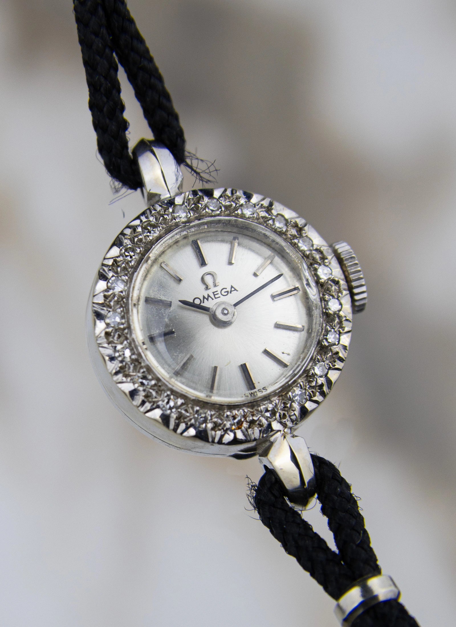 1965 14K WG Omega Cocktail Watch Diamond Bezel A7782 cal. 484