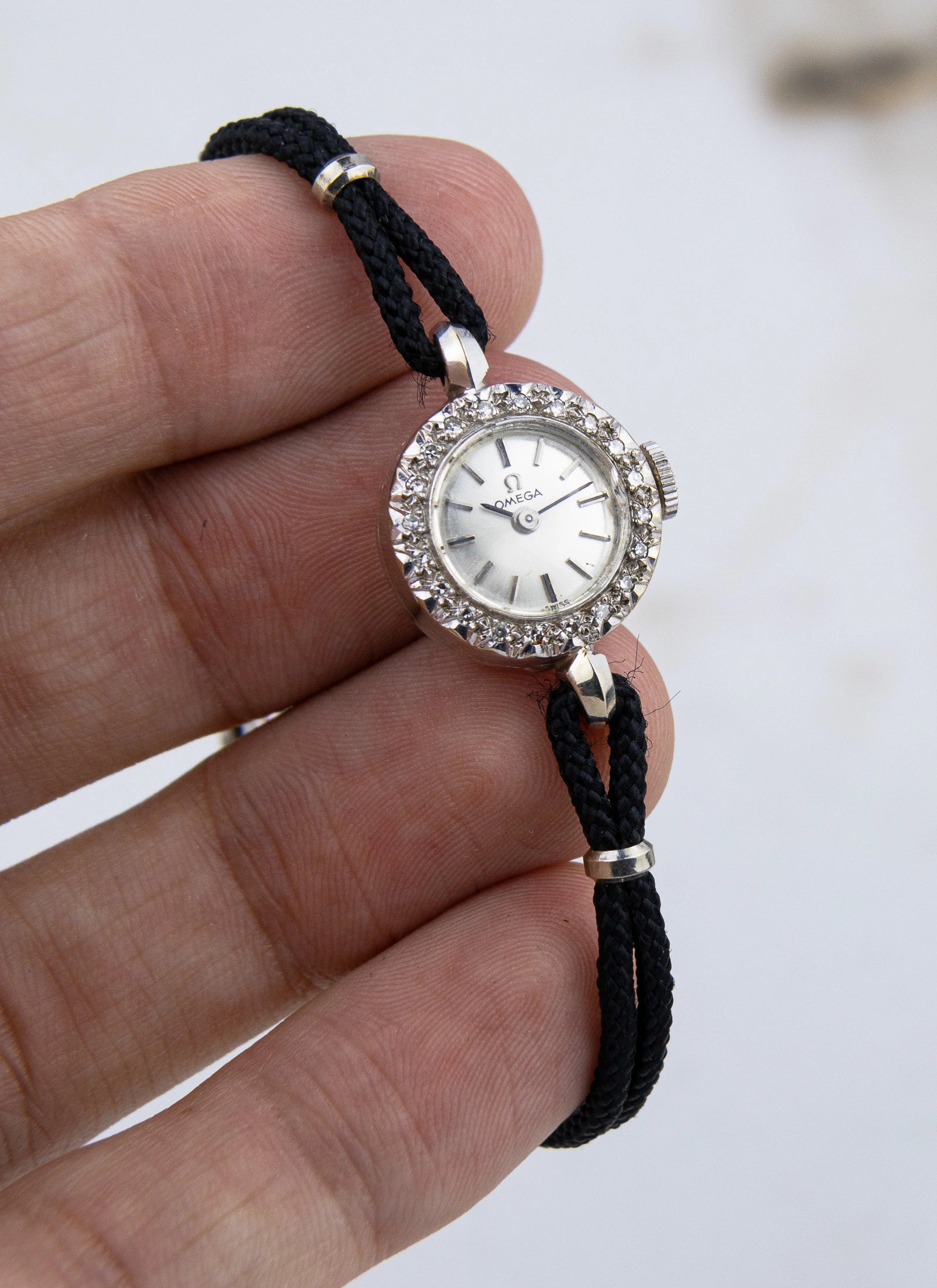 1965 14K WG Omega Cocktail Watch Diamond Bezel A7782 cal. 484