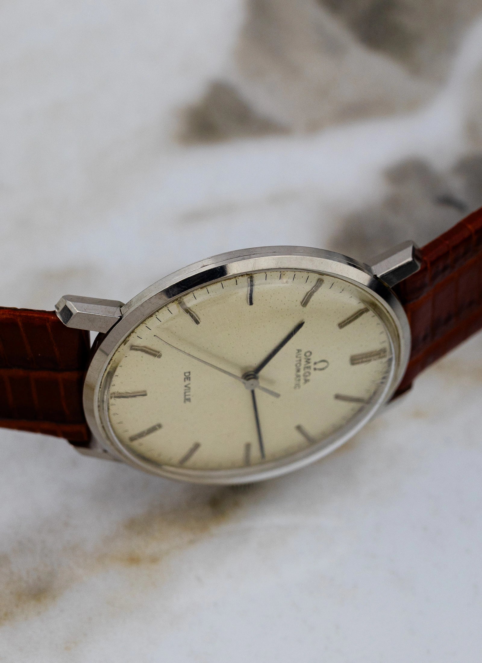 1966 18K WG Omega De Ville Ultra Slim 161.024 cal. 711