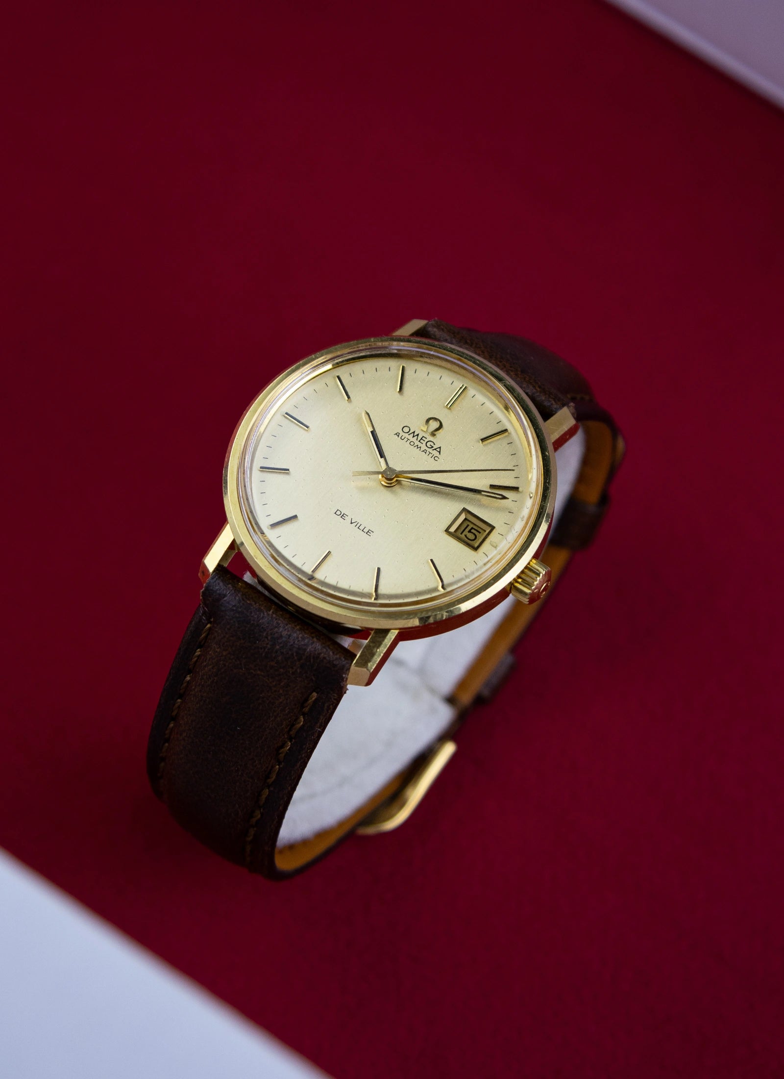 1972 18K Omega De Ville 166.0086 cal. 1002
