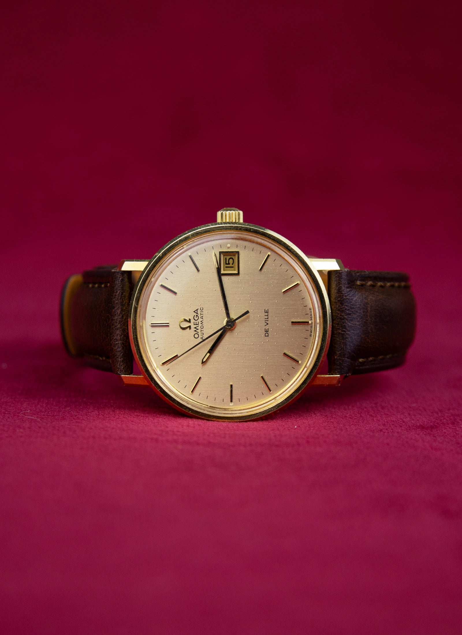 1972 18K Omega De Ville 166.0086 cal. 1002