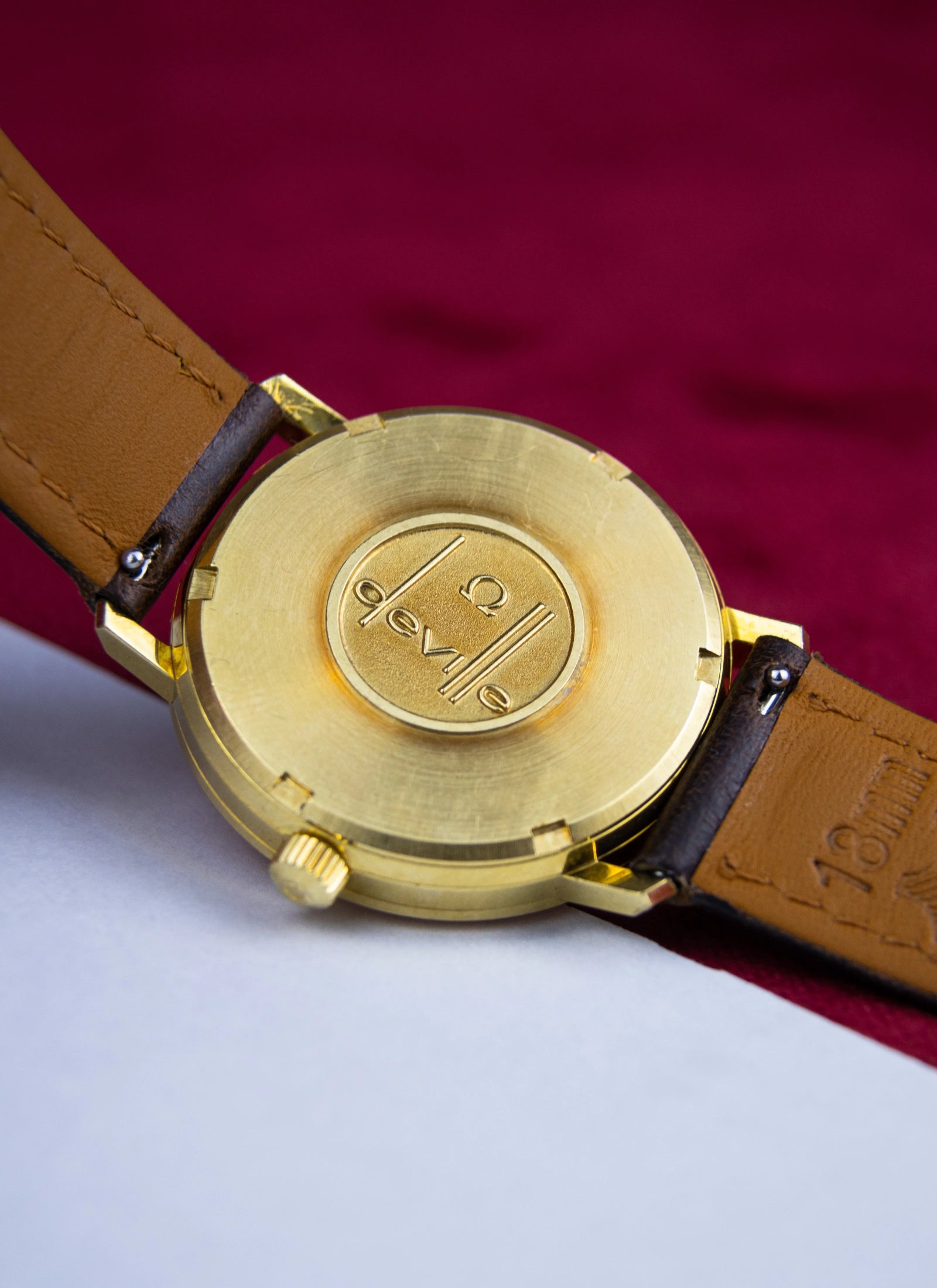 1972 18K Omega De Ville 166.0086 cal. 1002